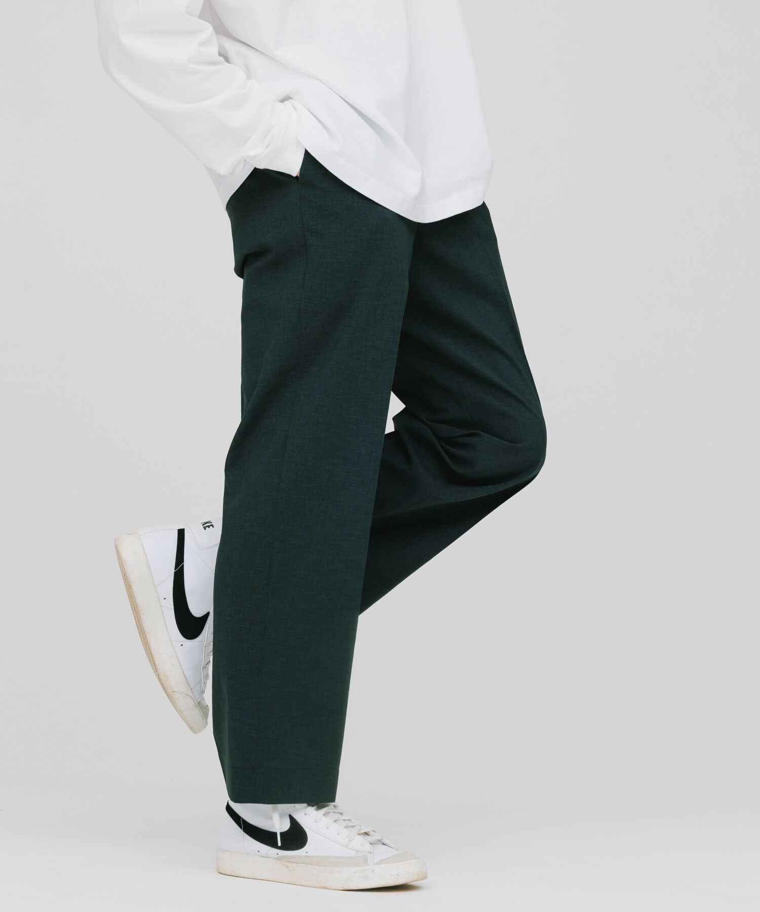 ADAM ET ROPE'「イージー ストレート アンクルパンツ / 速乾 /冷感 / イージーケア / ユニセックス」|スラックス|