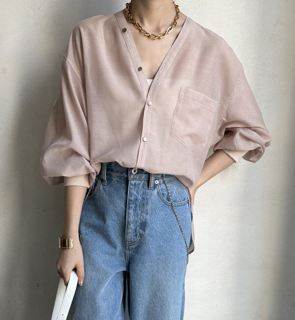  「【新色追加】GOLDボタンVVシャツ」|シャツ・ブラウス|