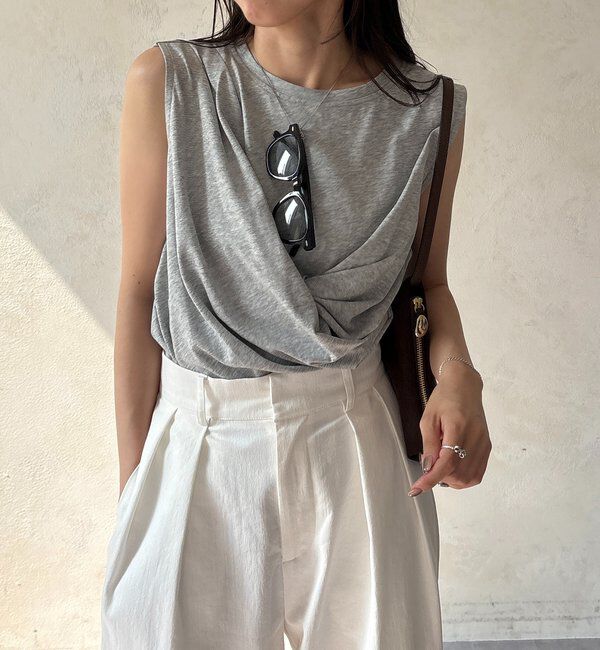  「【高見え素材/ウエスト周りカバー】ツイストドレープTシャツ」|Tシャツ・カットソー|グレー