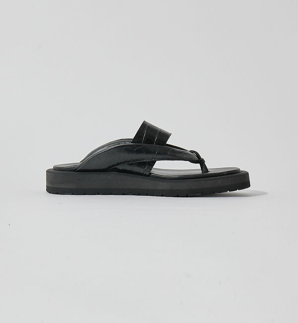 alfredoBANNISTER「＜クロコ型押し＞【WRAP SHOES】ボリュームソール雪駄 トングサンダル」|サンダル|
