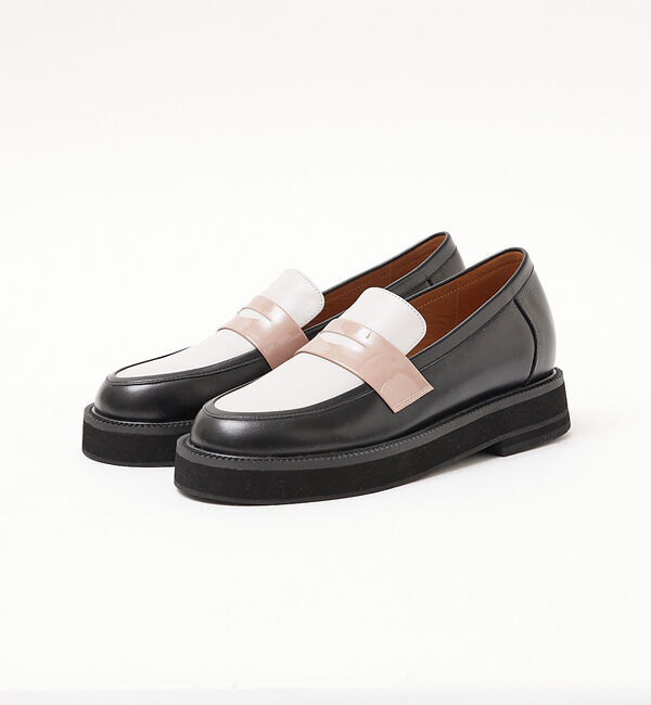 AU BANNISTER「【軽量】ボリュームローファー」|ローファー|スモークピンク