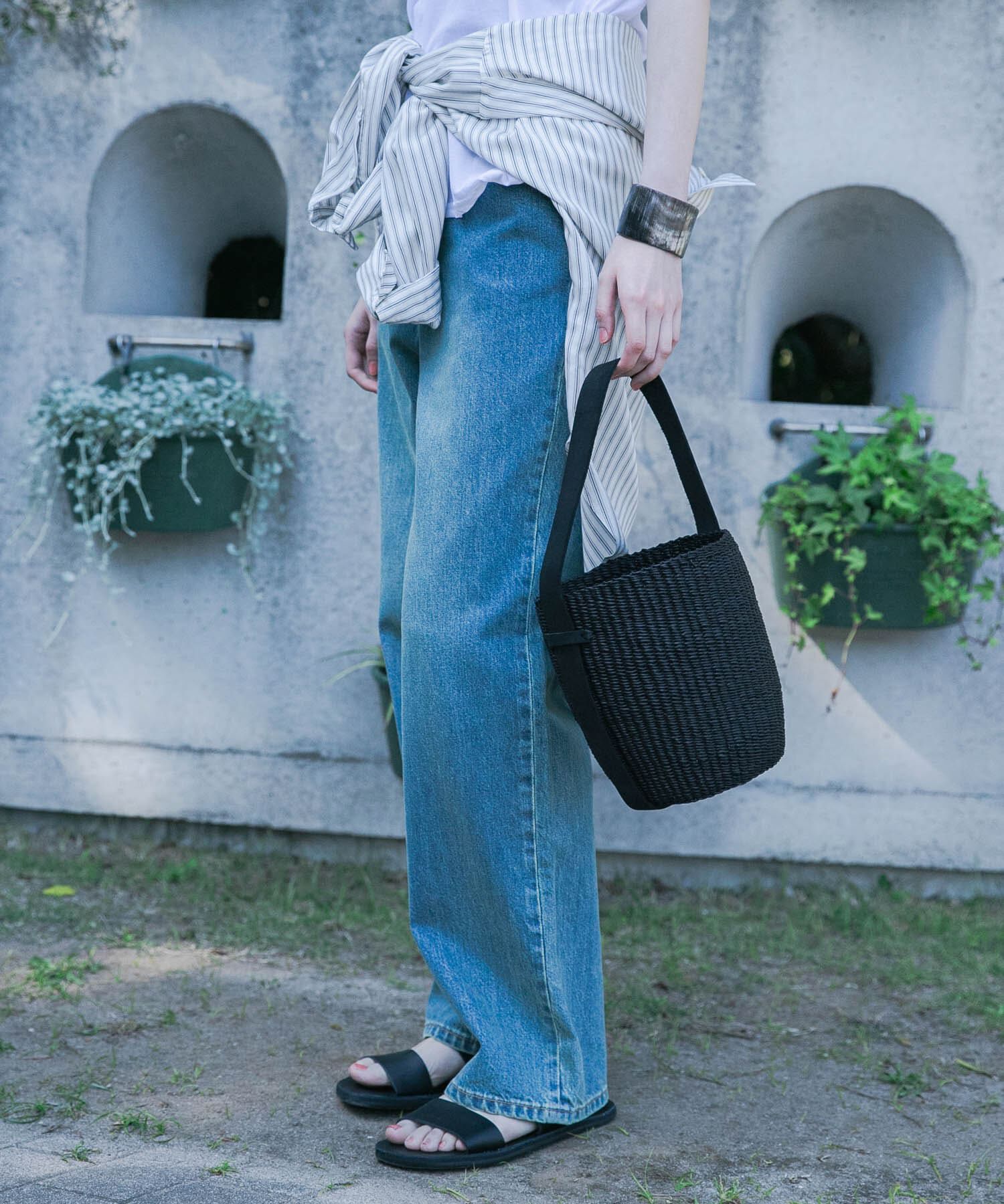 URBAN RESEARCH「『4サイズ展開』new basic　ストレートフィットデニムパンツ」|デニム|