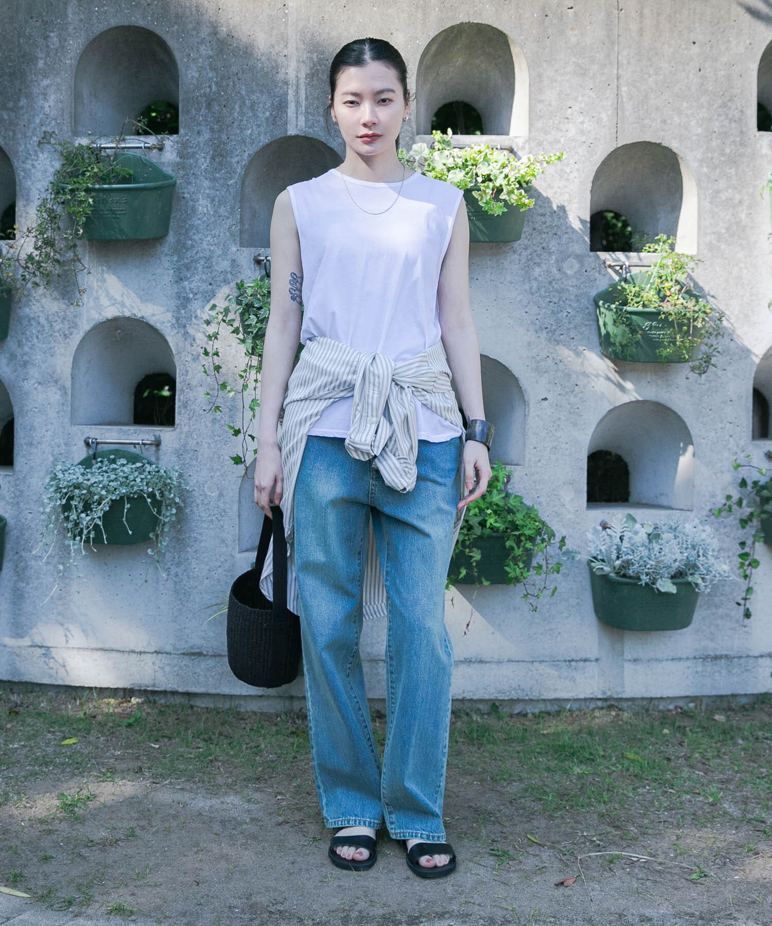 URBAN RESEARCH「『4サイズ展開』new basic　ストレートフィットデニムパンツ」|デニム|