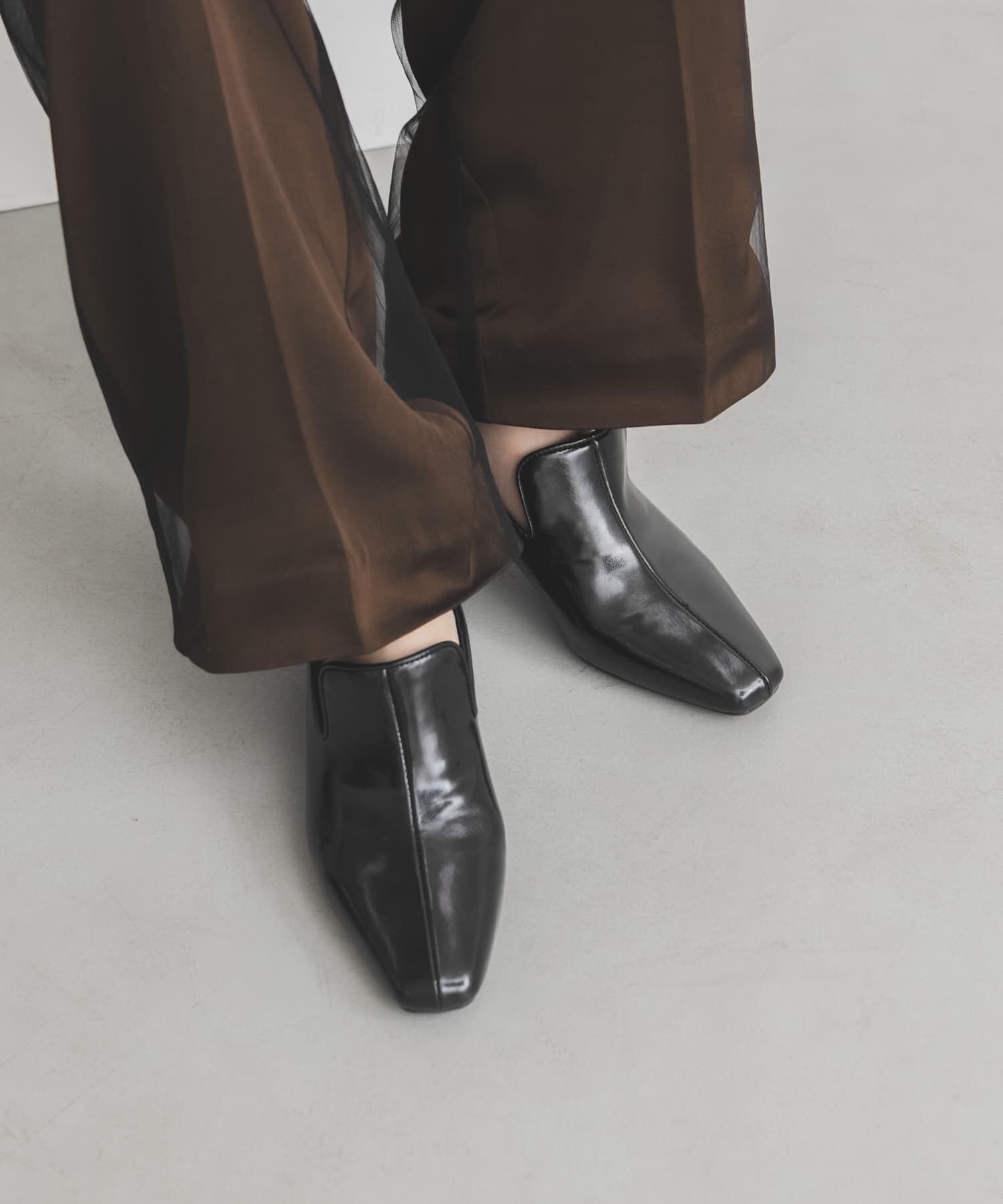  「セミスクエアトゥパンプス」|パンプス|