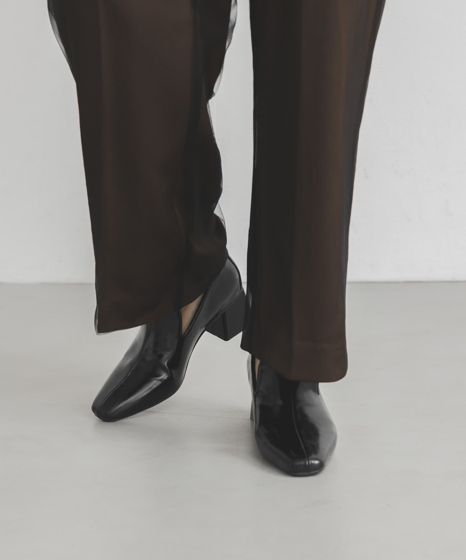  「セミスクエアトゥパンプス」|パンプス|