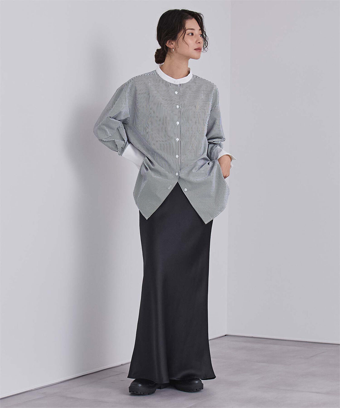 ur's「釦バックスリットチュニックシャツ」|シャツ・ブラウス|