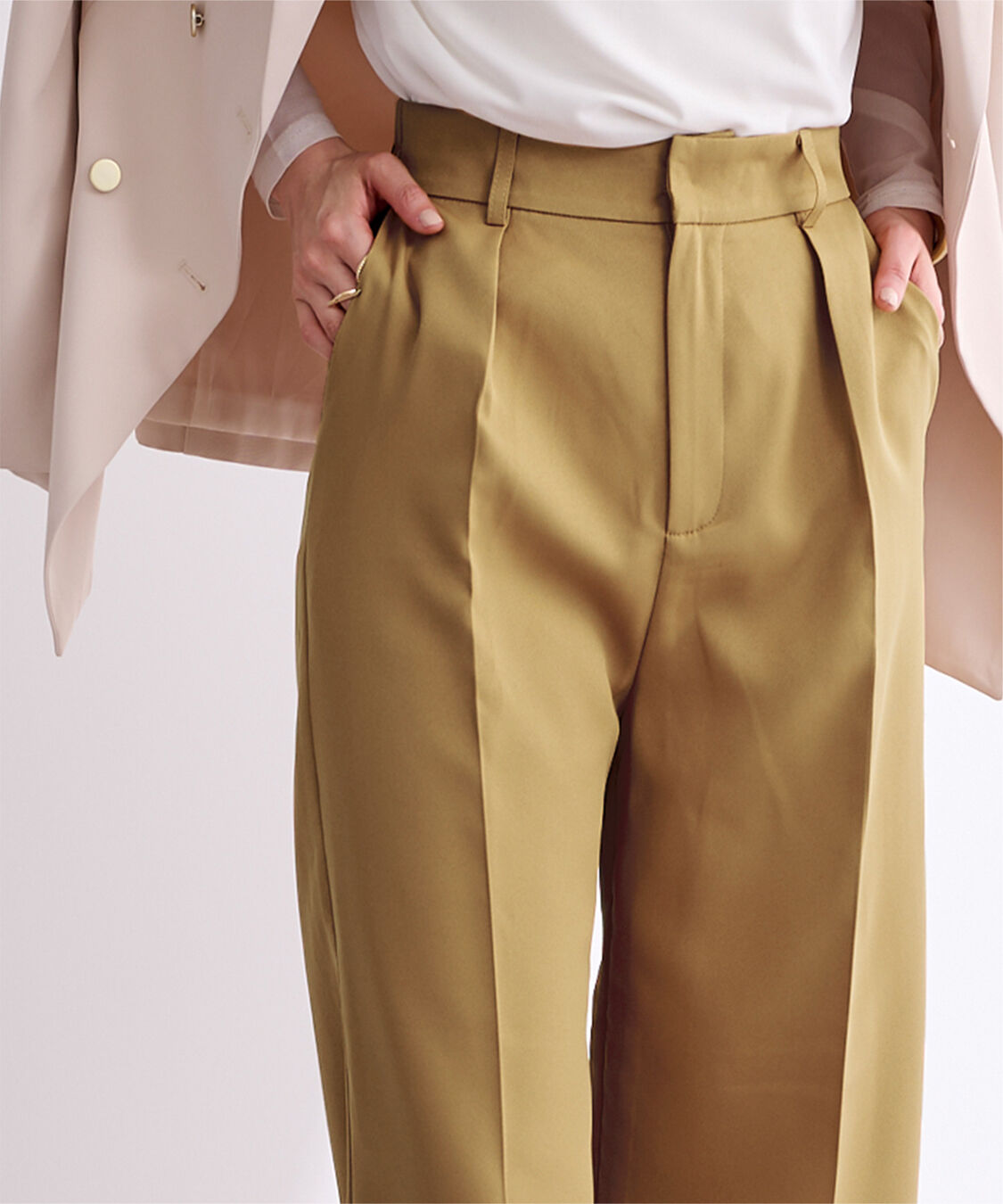 ur's「ワンタックカラーワイドパンツ」|スラックス|