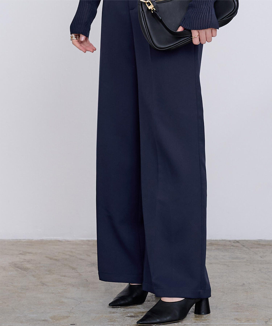 ur's「ワンタックカラーワイドパンツ」|スラックス|