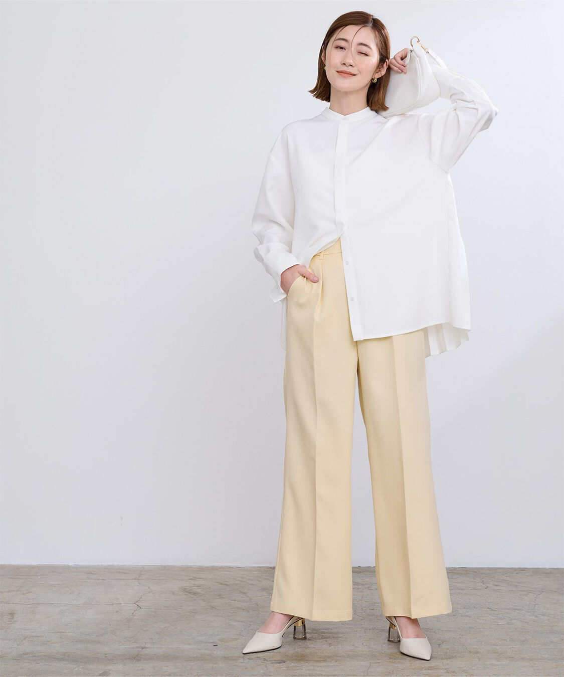 ur's「ワンタックカラーワイドパンツ」|スラックス|