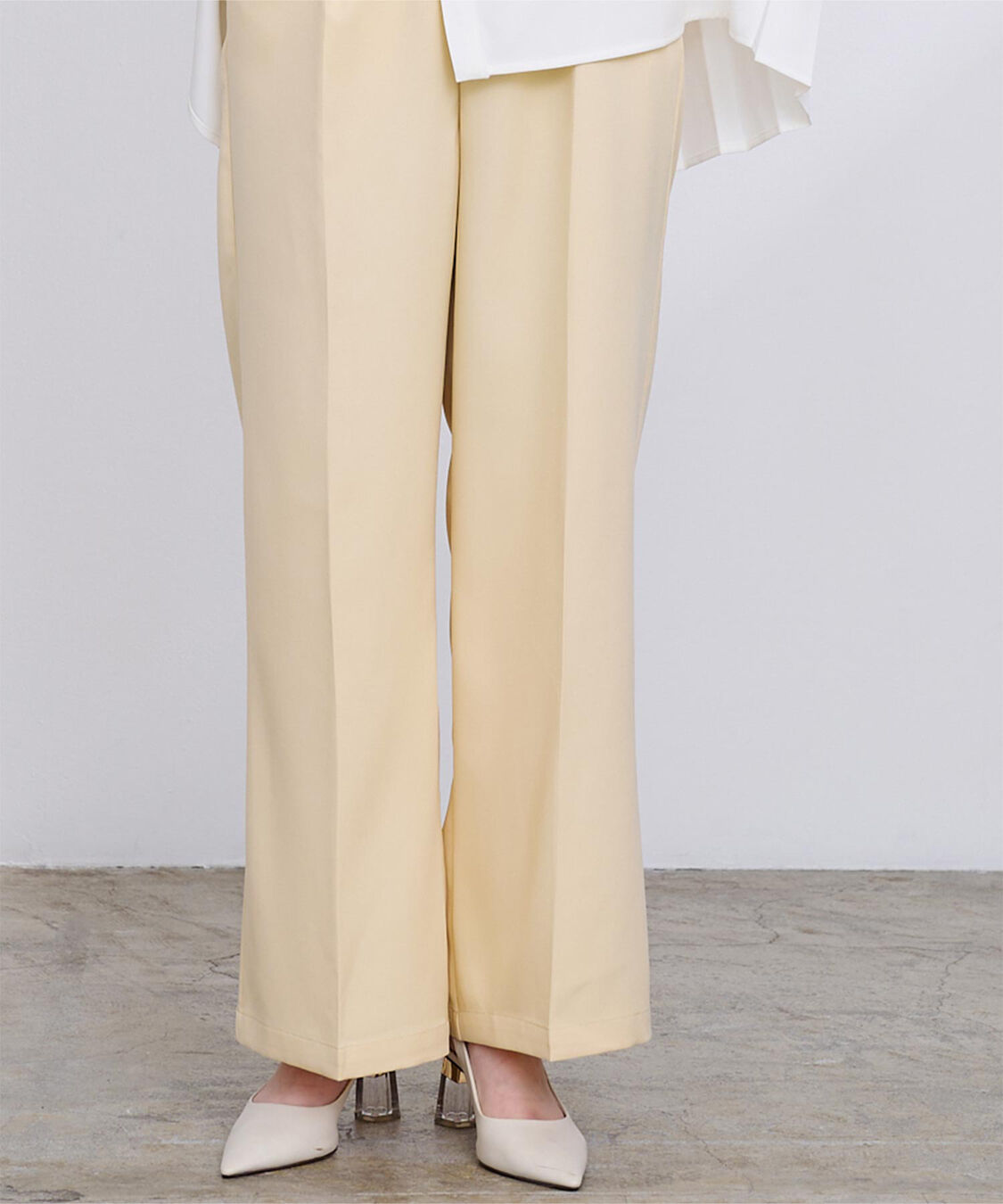 ur's「ワンタックカラーワイドパンツ」|スラックス|