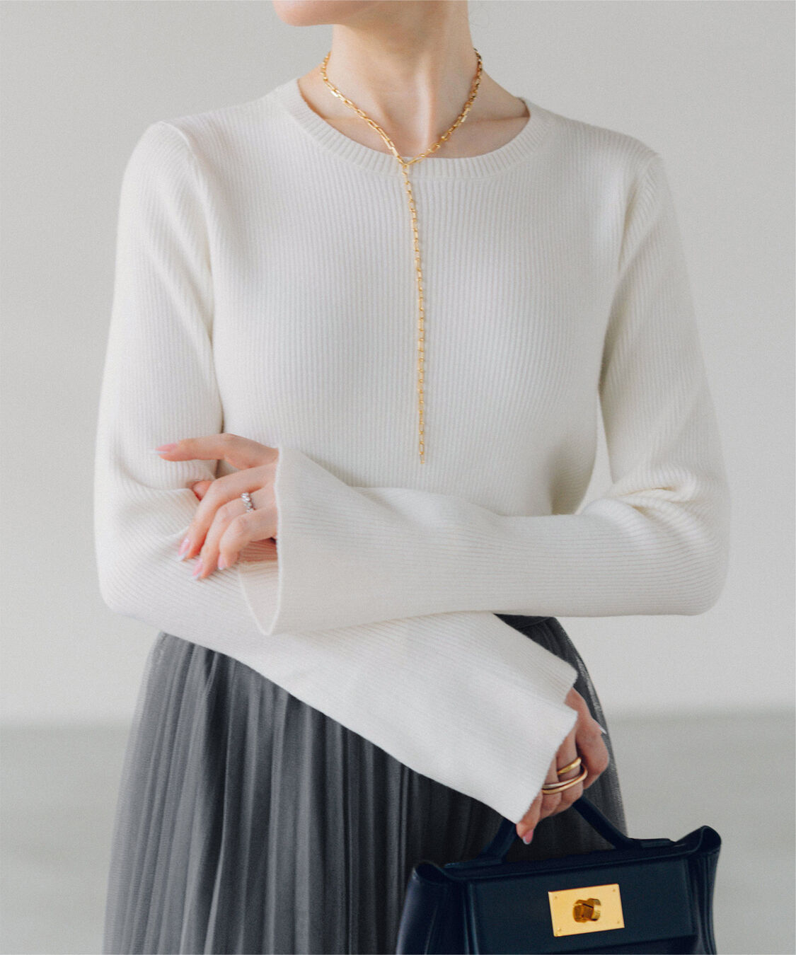 ur's「【星玲奈さんコラボアイテム】フレアスリーブリブニット」|ニット・セーター|