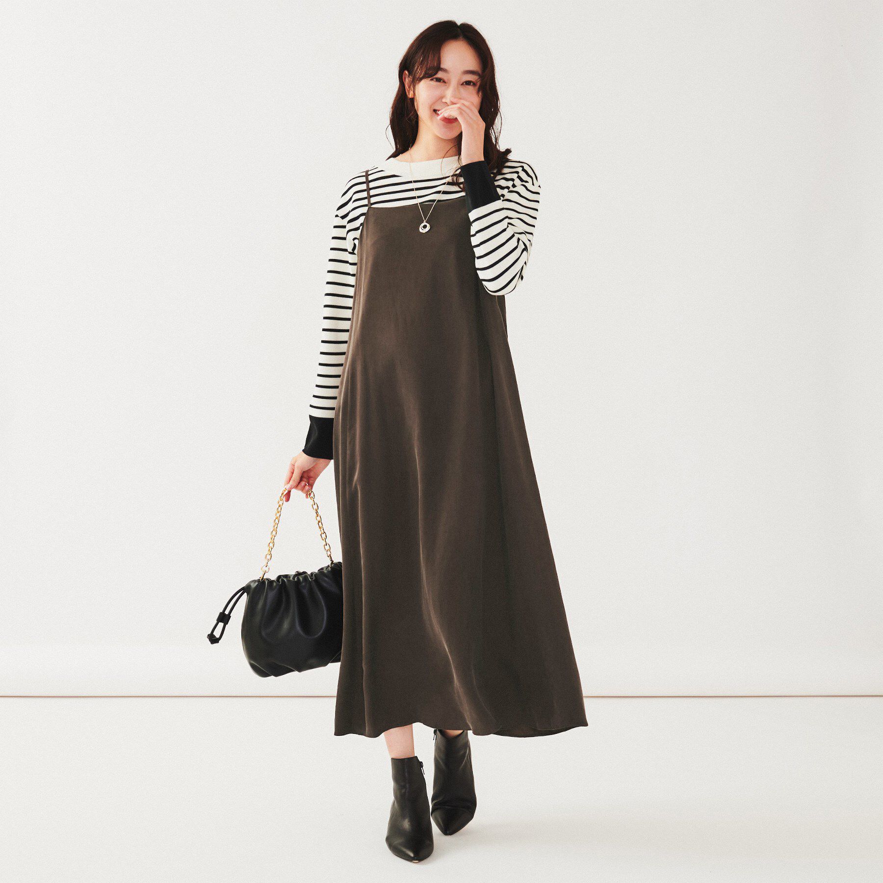 UNTITLED「【着丈調節可能】フィブリルサテン キャミワンピース」|ワンピース|