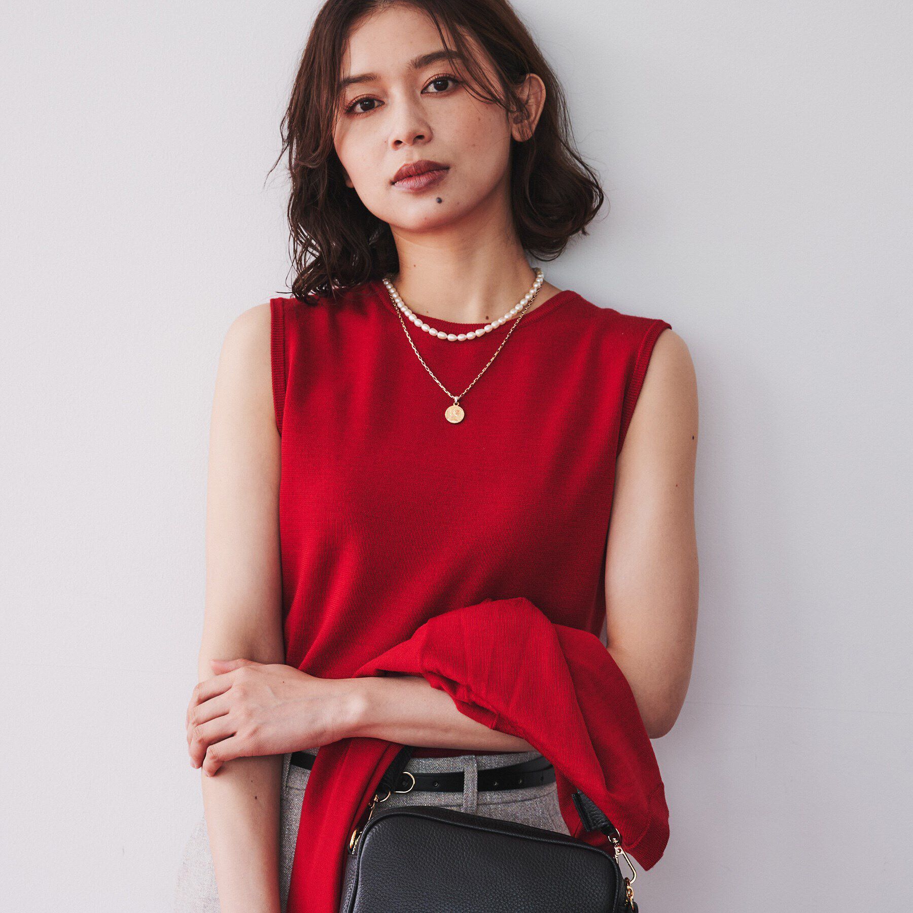 UNTITLED「【アンサンブル/毛100%】ボレロカーディガン&times;ノースリーブニットセット」|カーディガン|