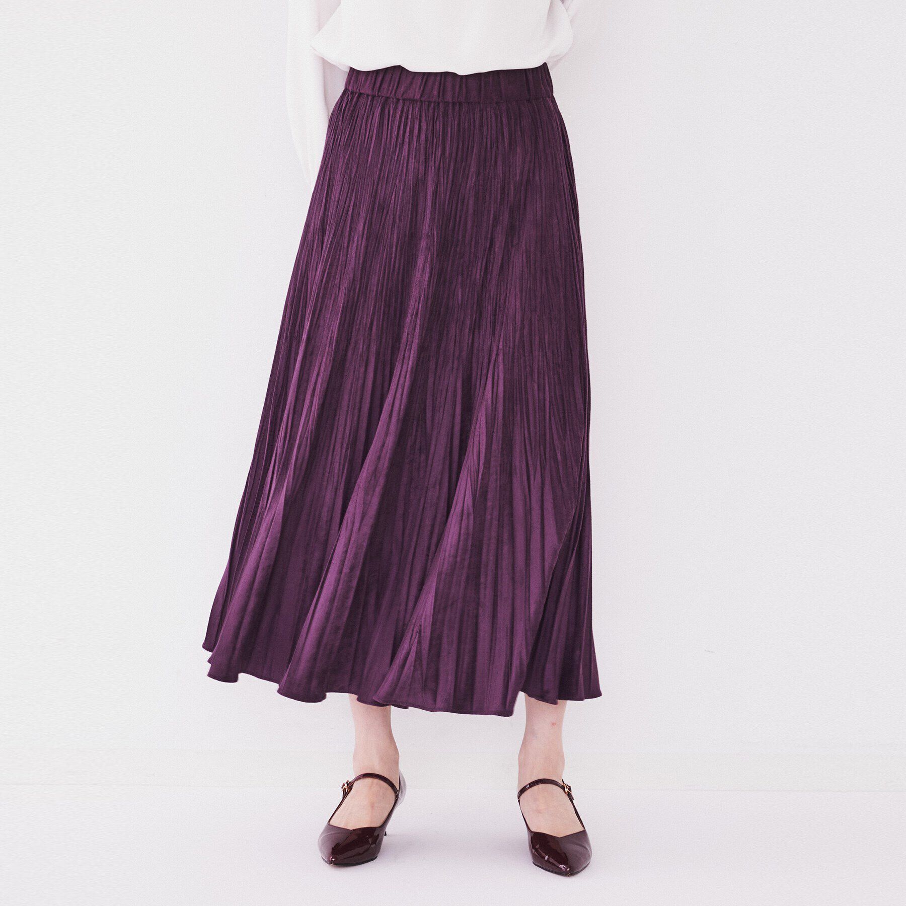 UNTITLED「【洗える/ウエストゴム】スエード風ランダムプリーツスカート」|スカート|