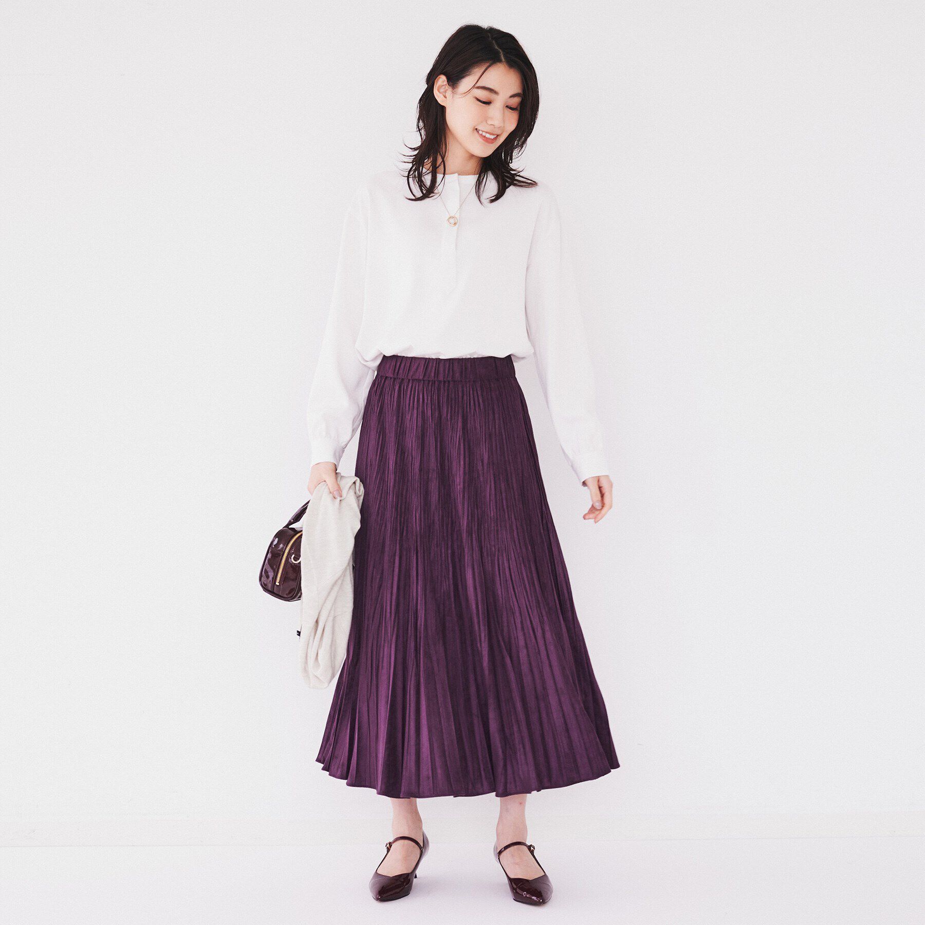 UNTITLED「【洗える/バンドカラー】フェイクスエードサテンブラウス」|シャツ・ブラウス|