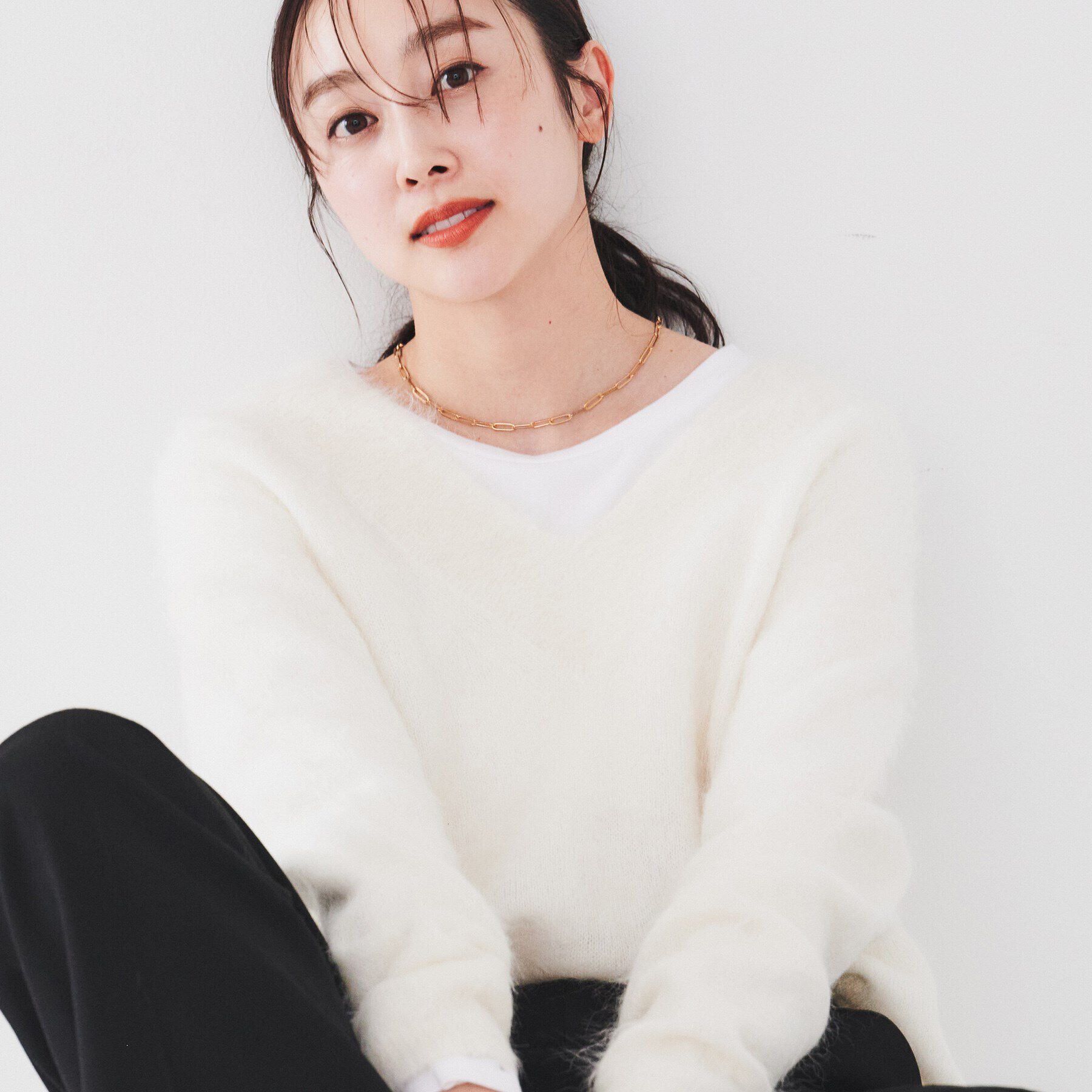 UNTITLED「【毛足感/リラクシー】スーリーアルパカ混Vネックニット」|ニット・セーター|