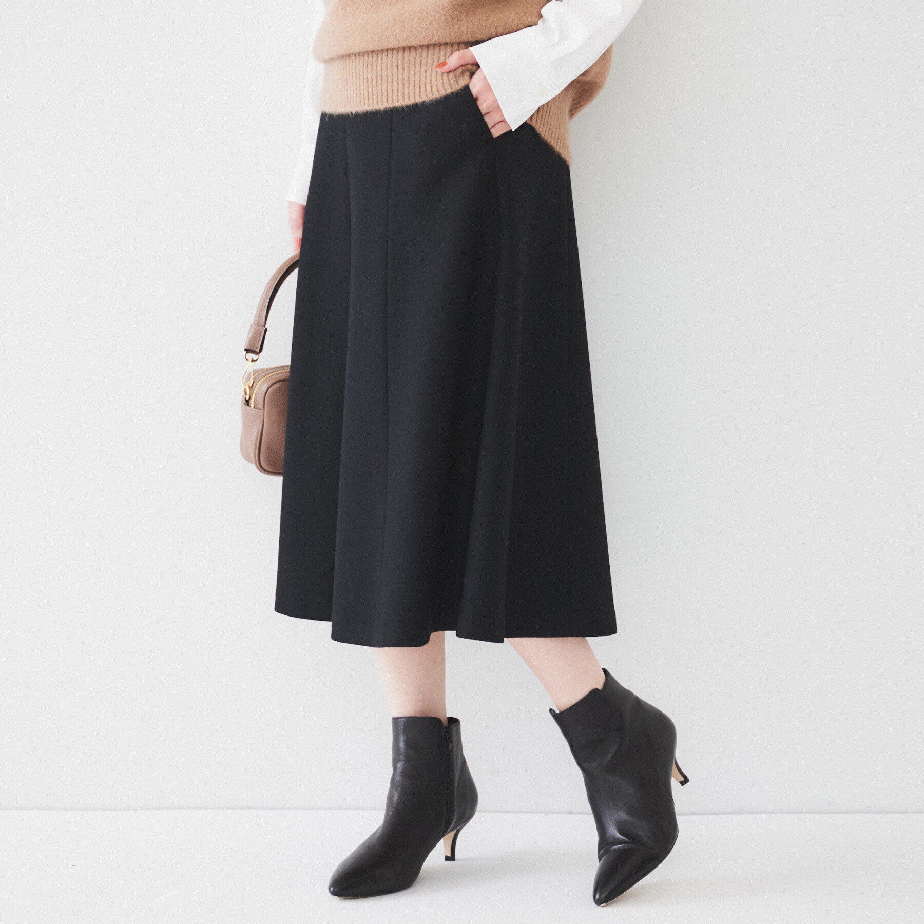 UNTITLED「【後ろウエストゴム】ミルドジャージ マーメイドスカート」|スカート|ブラック(019)