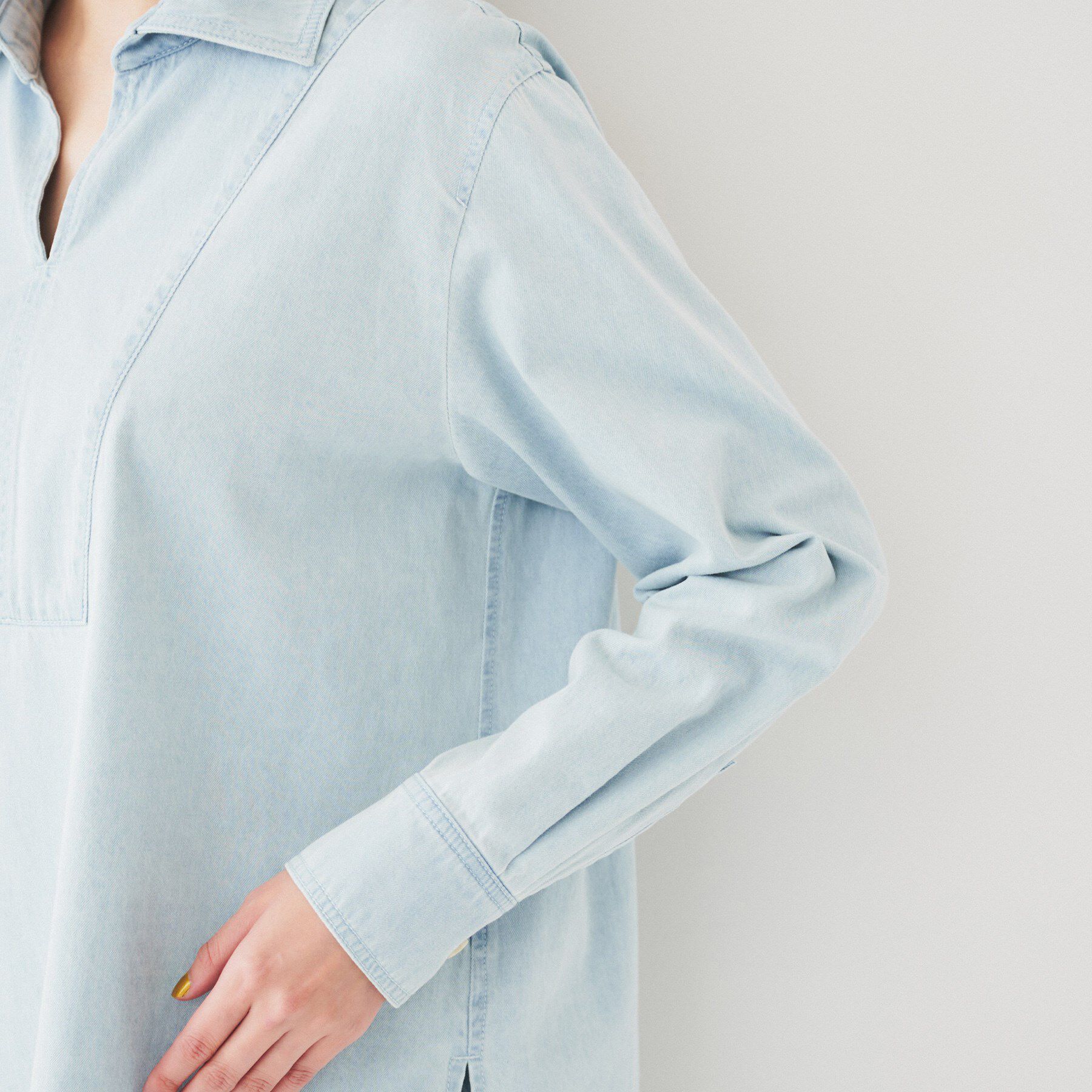 UNTITLED「ボウタイ付きデニムシャツ」|シャツ・ブラウス|