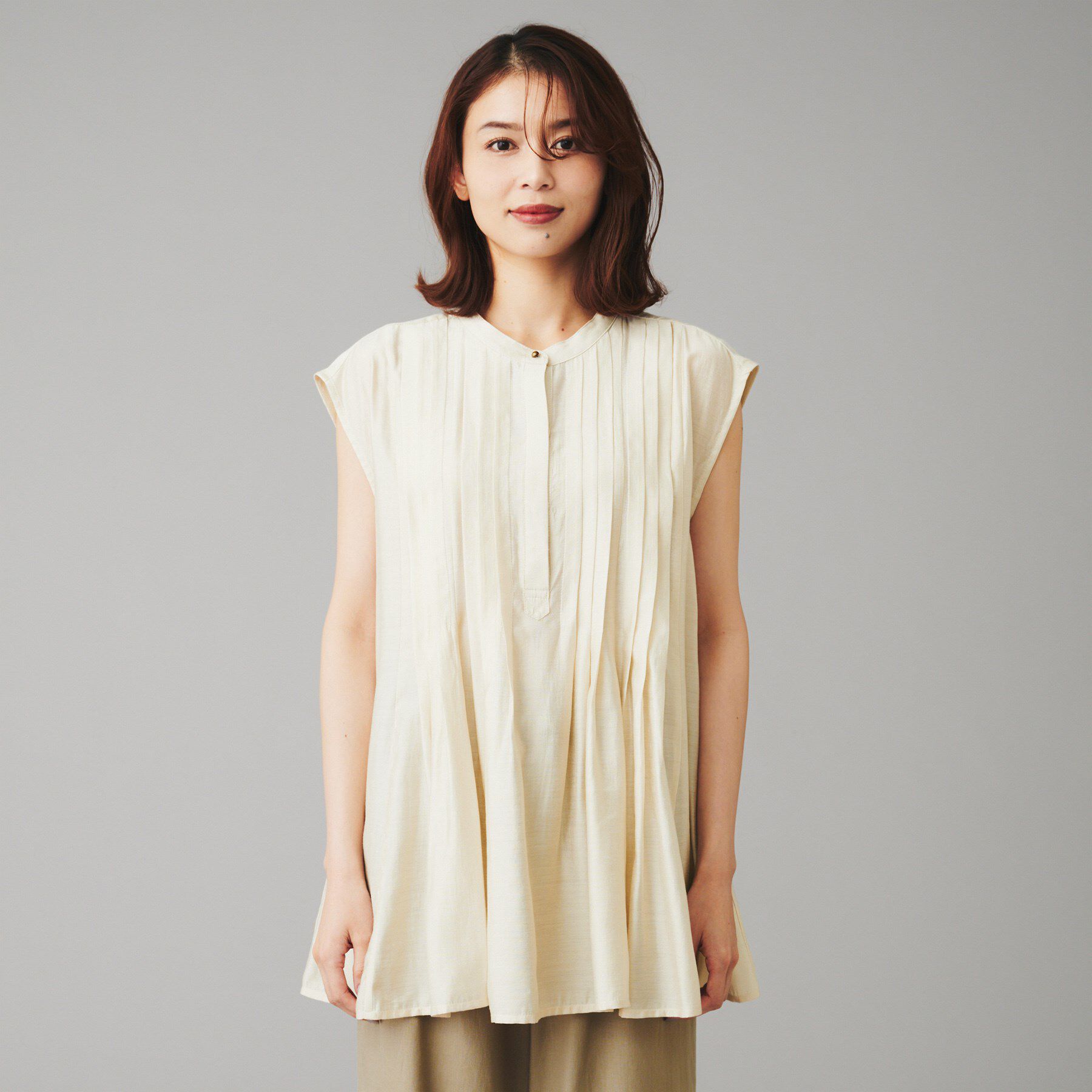 UNTITLED「【CHIGON】タックフレア フレンチブラウス」|シャツ・ブラウス|