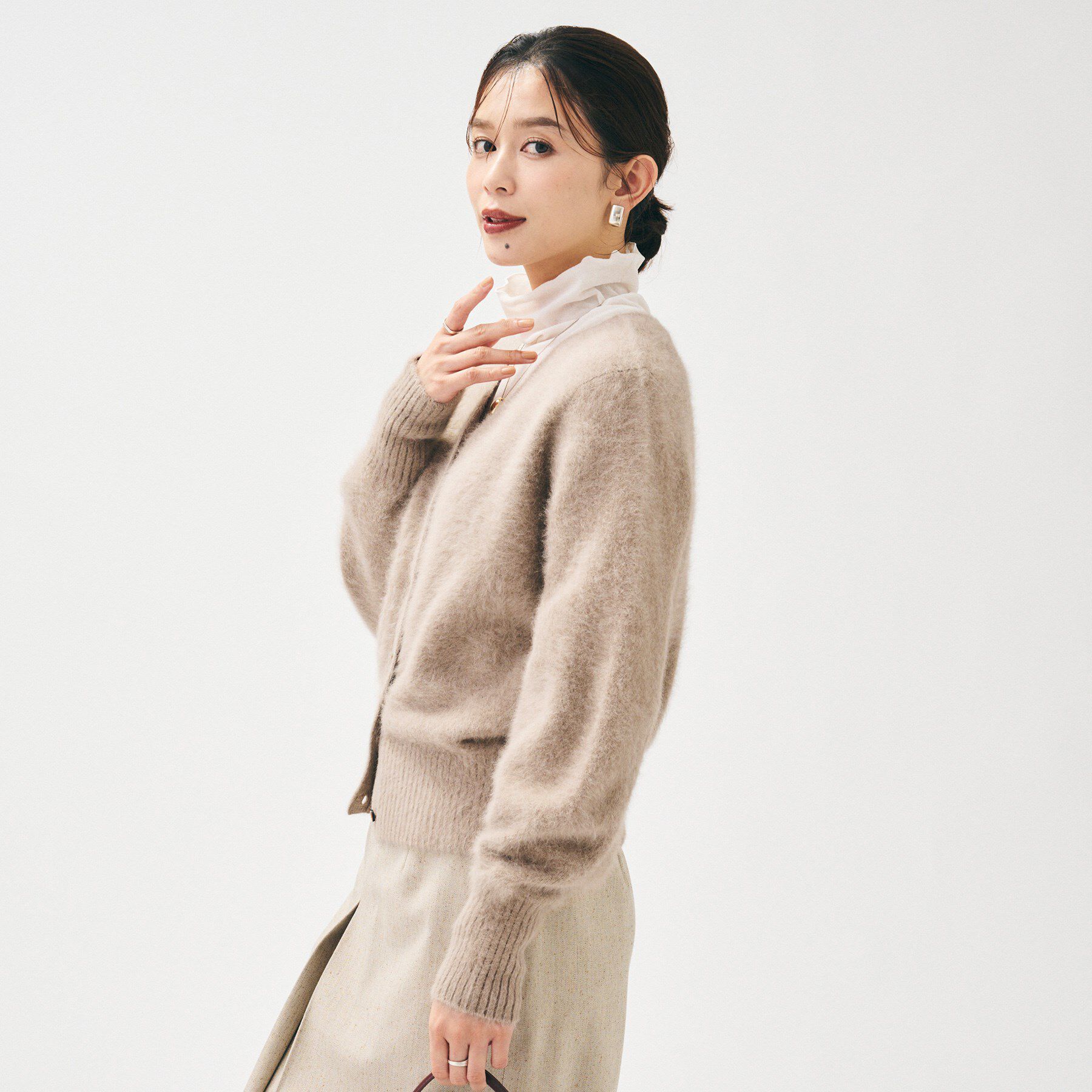 UNTITLED「【ふわふわニット/前後2WAY】フォックスカシミヤカーディガン」|カーディガン|