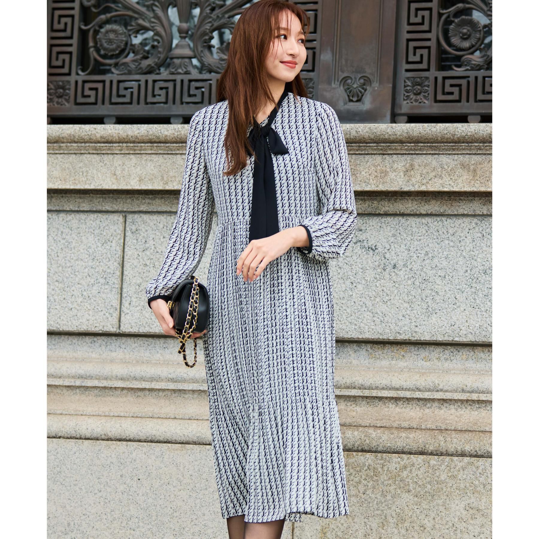 COUP DE CHANCE「【ボウ取外し可】幾何柄プリーツワンピース」|ワンピース|