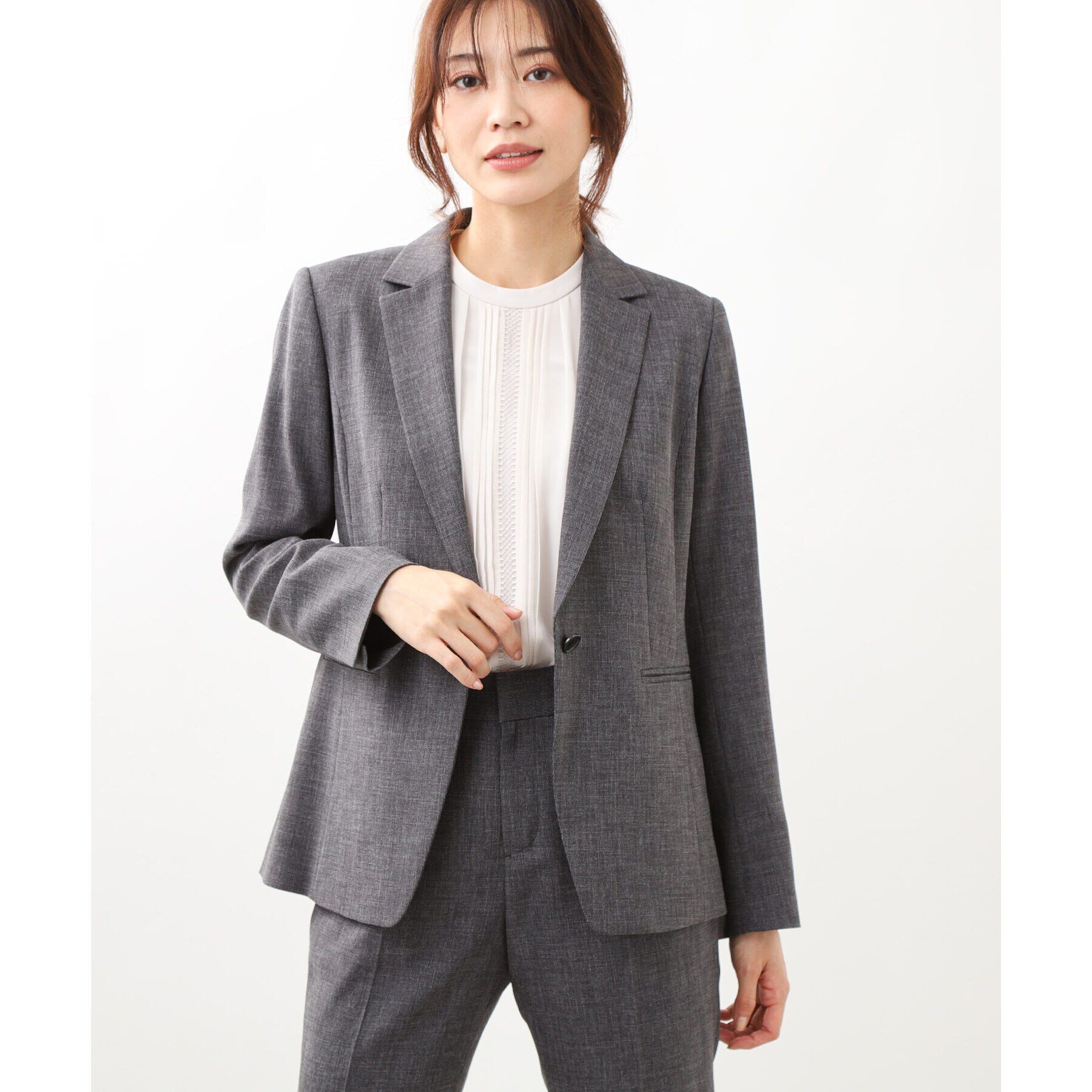 Reflect「【ジャケットのインナーにおすすめ】フロントディティールブラウス」|シャツ・ブラウス|