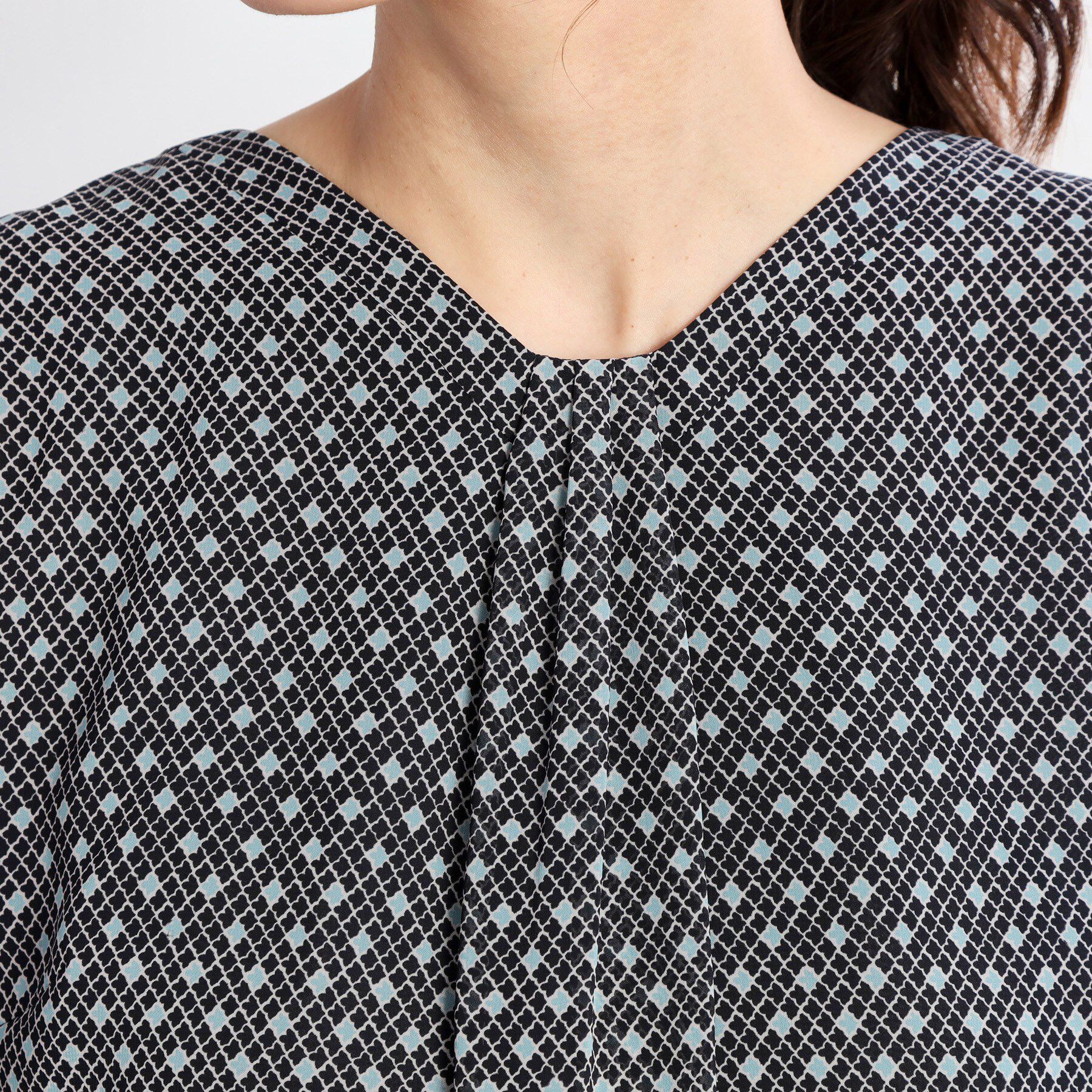 Reflect「【マシンウォッシュ可／セットアップ可】コツキ柄プリントブラウス」|シャツ・ブラウス|