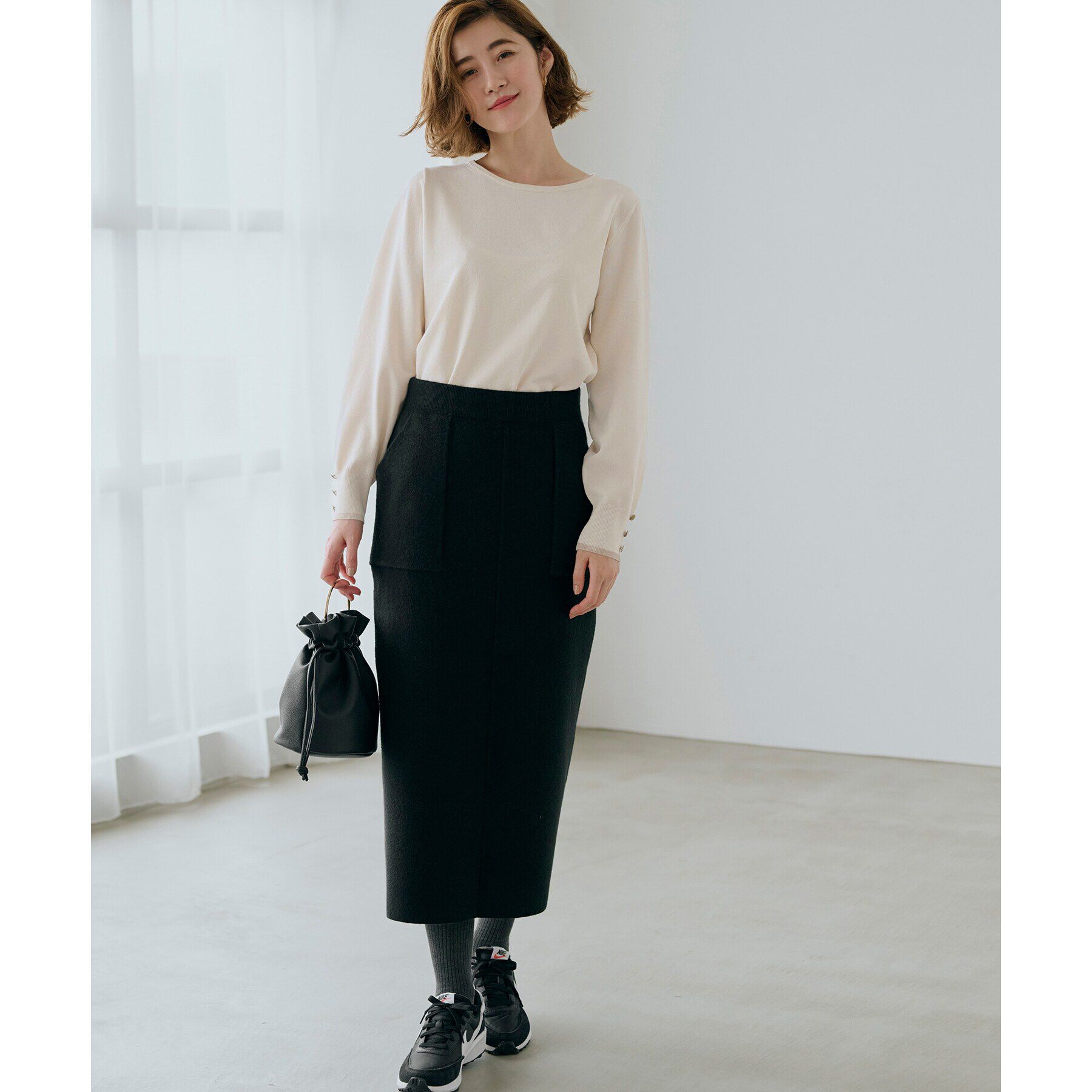 grove「袖ボタンクルーネックプルオーバー」|ニット・セーター|