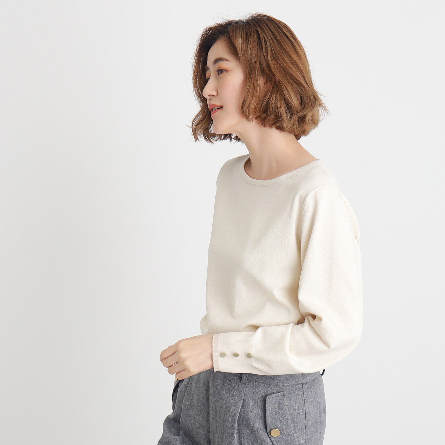 grove「袖ボタンクルーネックプルオーバー」|ニット・セーター|