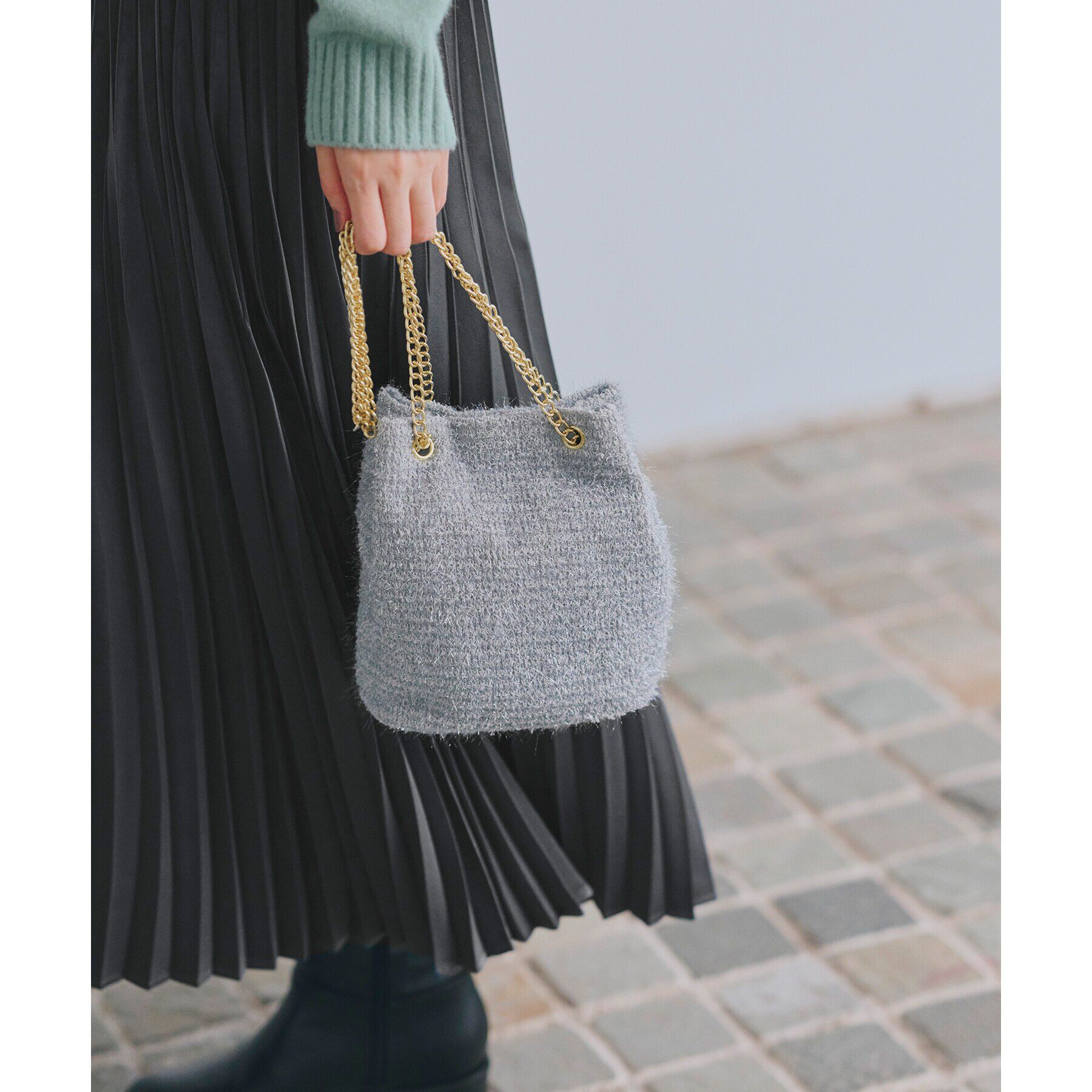 grove「【雑誌掲載】ラメニットチェーン巾着ショルダー」|ショルダー・メッセンジャー|ライトグレー(411