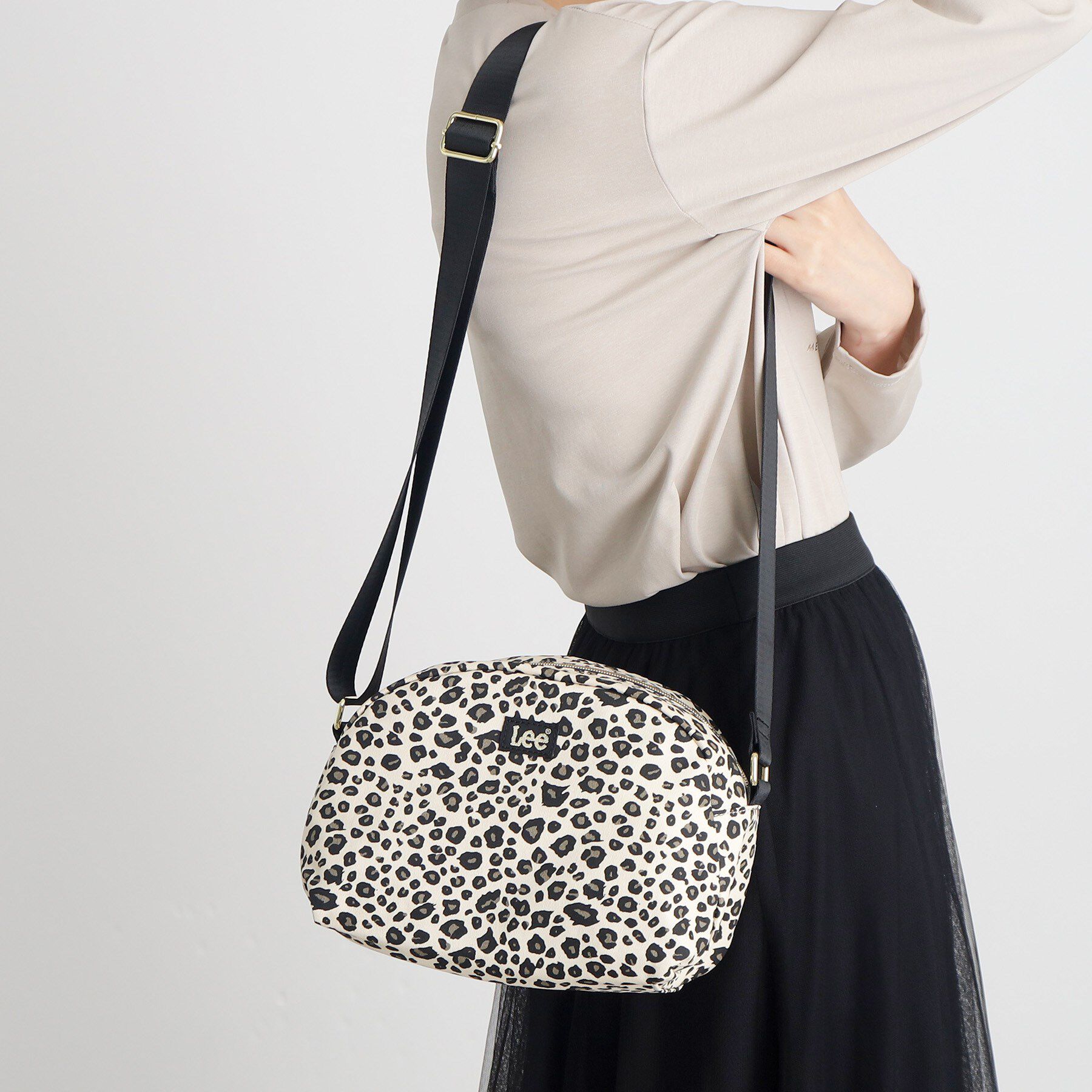 grove「【Lee別注】サークルボディショルダー」|ショルダー・メッセンジャー|ﾚｵﾊﾟｰﾄﾞ(704)