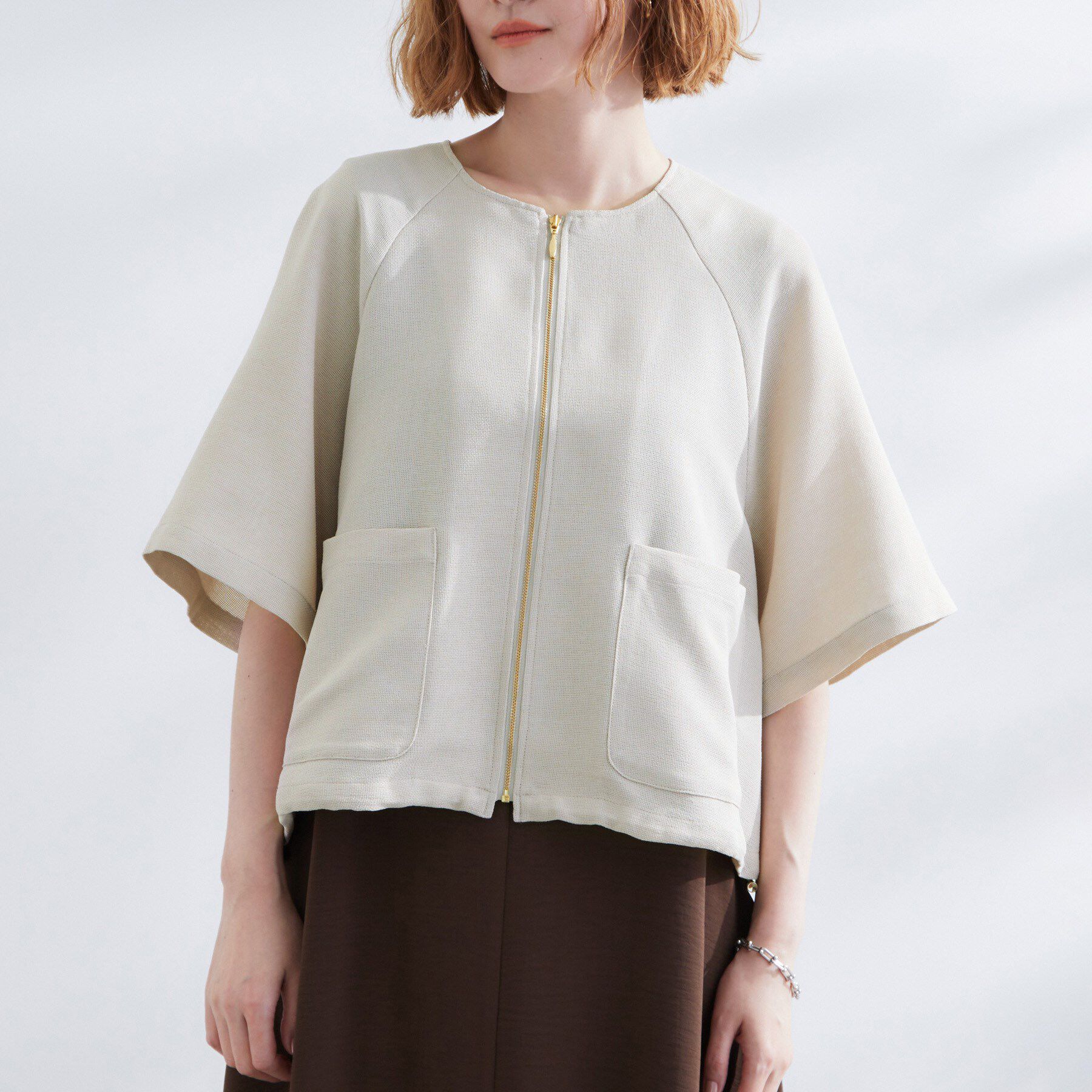 grove「透け感と立体感で魅せる、大人の夏のメッシュワイドスリーブジャケット」|ノーカラージャケット|