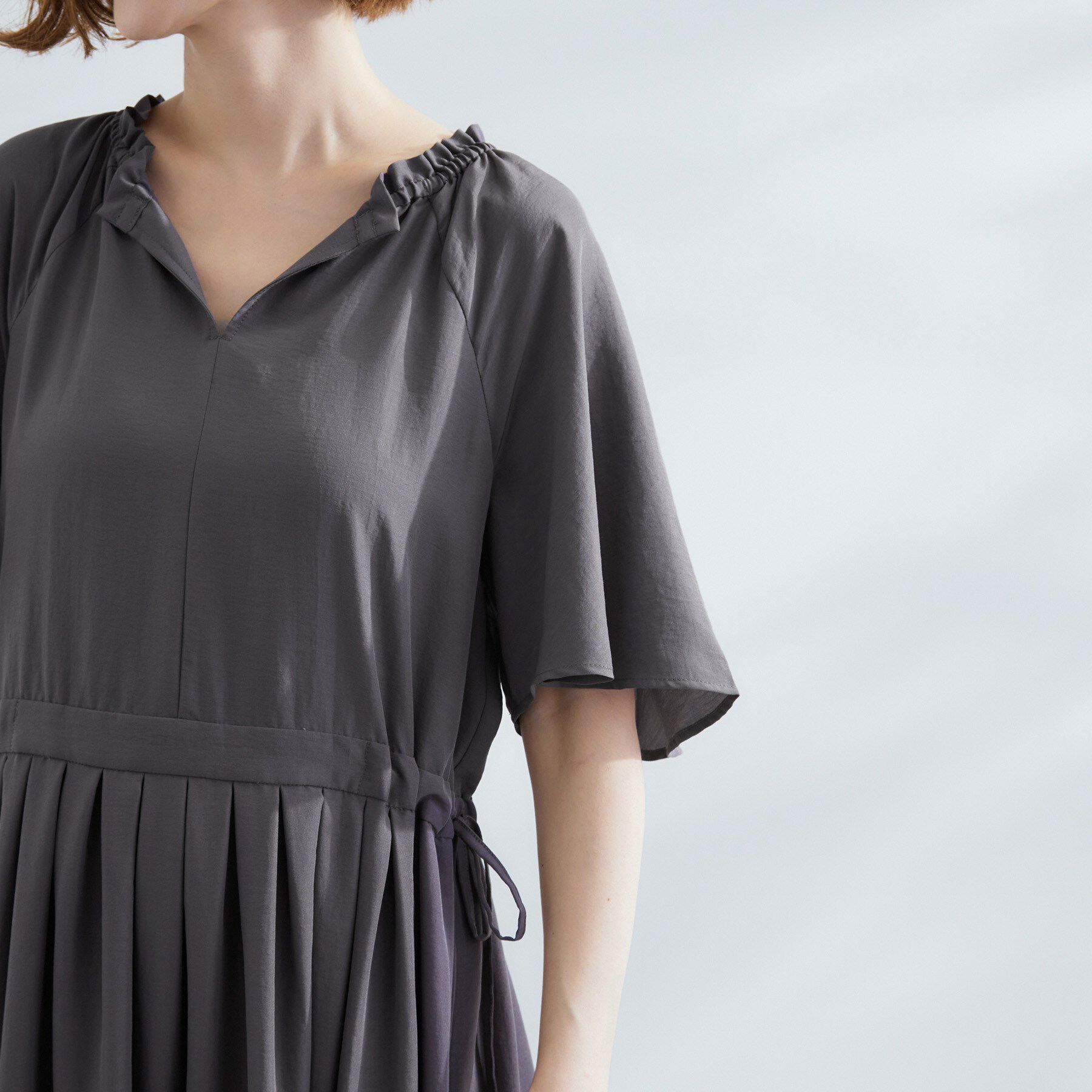 grove「【晴れの日も雨の日も】撥水エアリーフレアスリーブワンピース」|ワンピース|