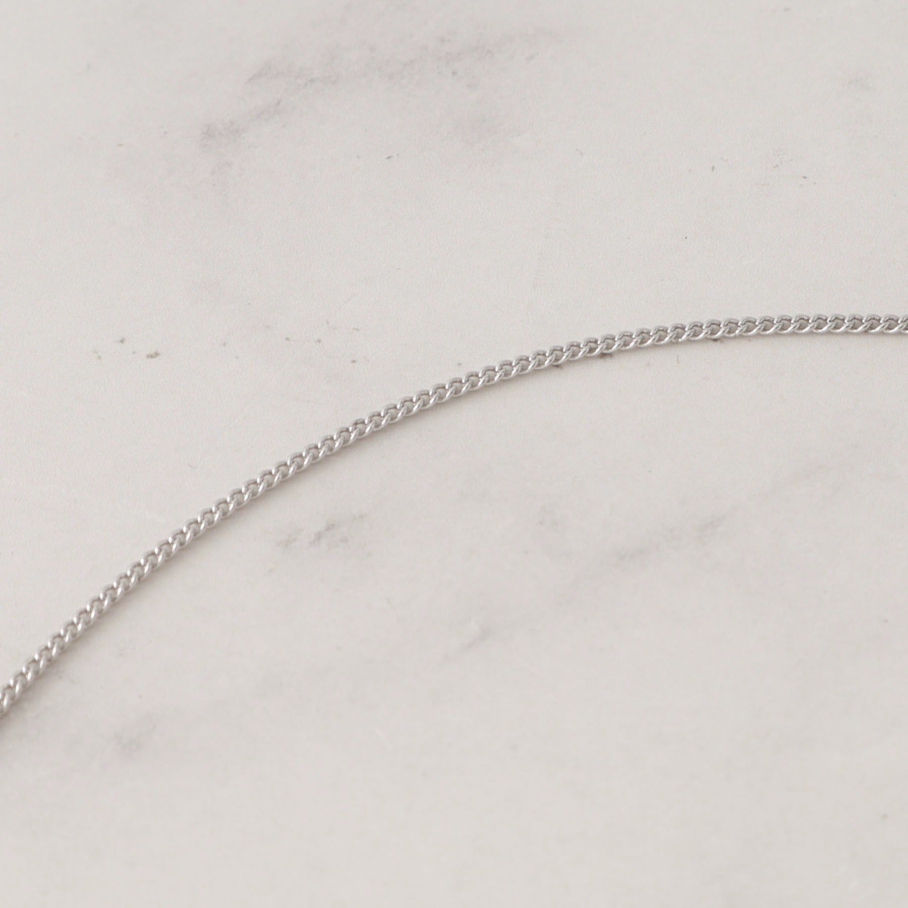 grove「三日月メタルパール調スライドネックレス」|ネックレス|