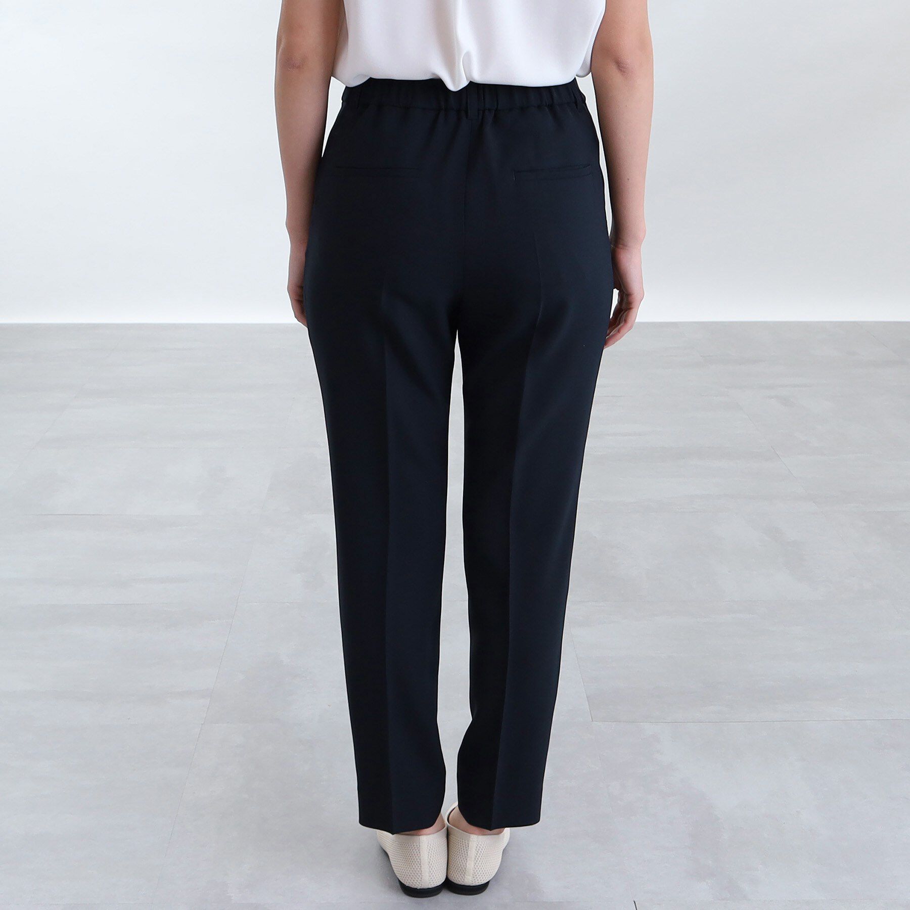 INDIVI「【定番スーツ／UVケア／洗える】ウール調タックテーパードパンツ」|スーツ|