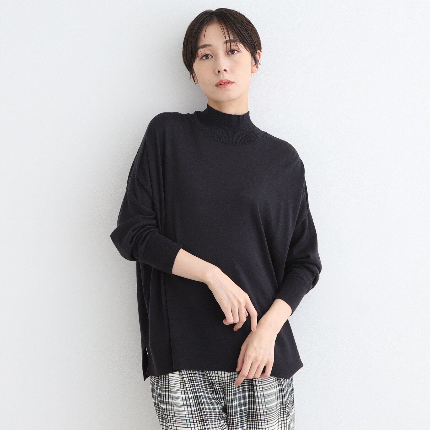 INDIVI「【ウール混】ハイネックドルマンデザインニット」|ニット・セーター|チャコールグレー(0