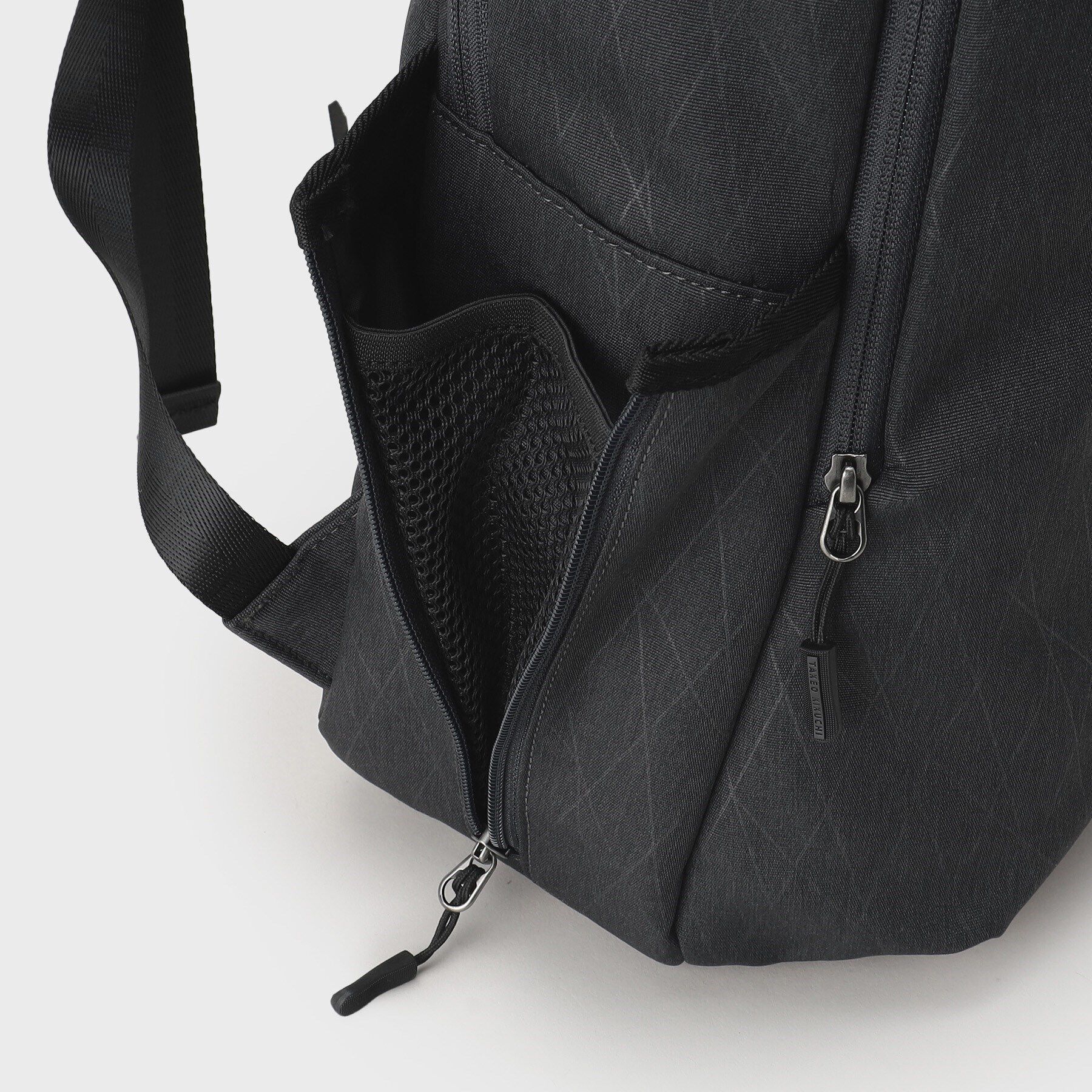 TAKEO KIKUCHI「【多機能・軽量】シャドーライン リュック」|リュック|