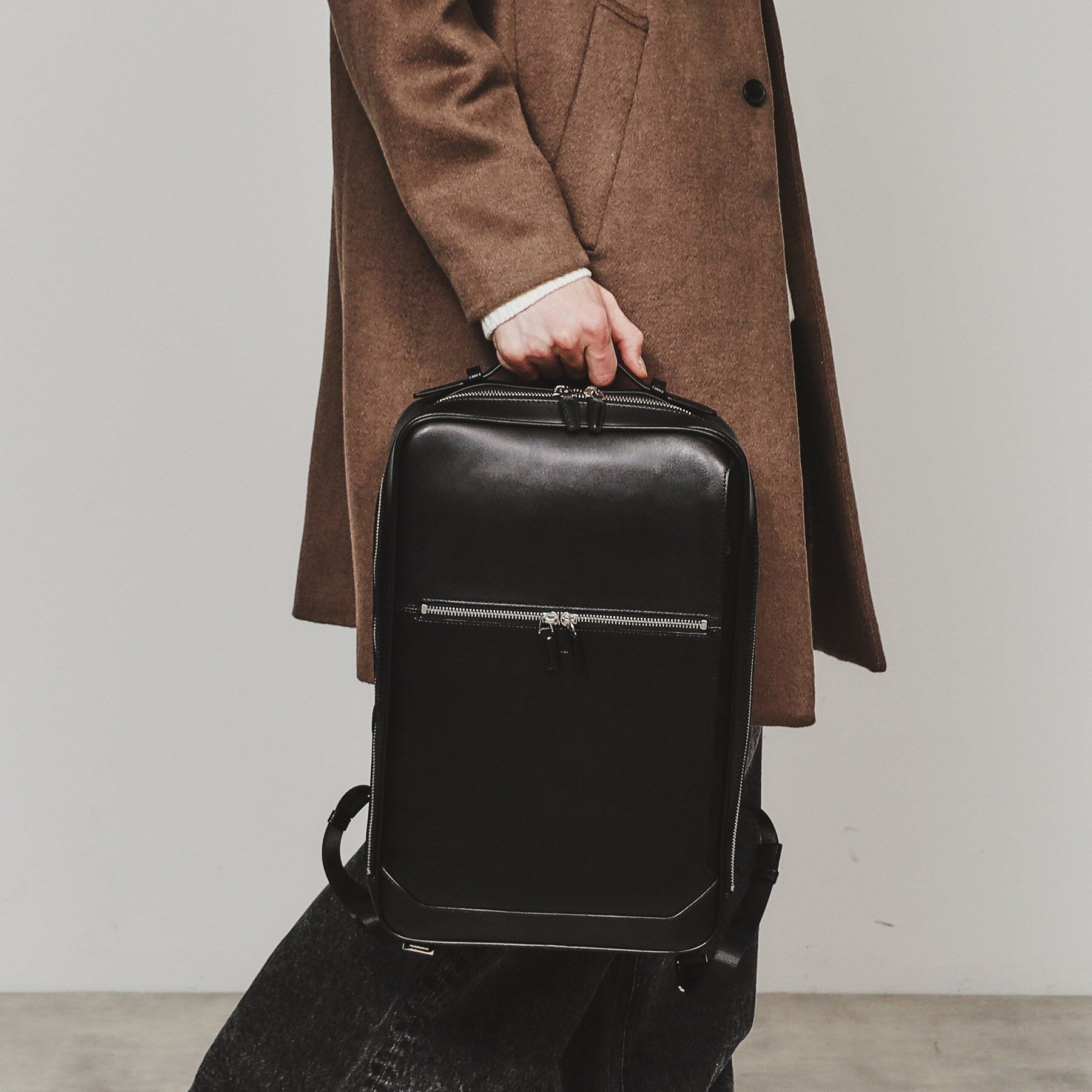 tk.TAKEO KIKUCHI「Refined Leather バックパック」|リュック|ブラック(019)