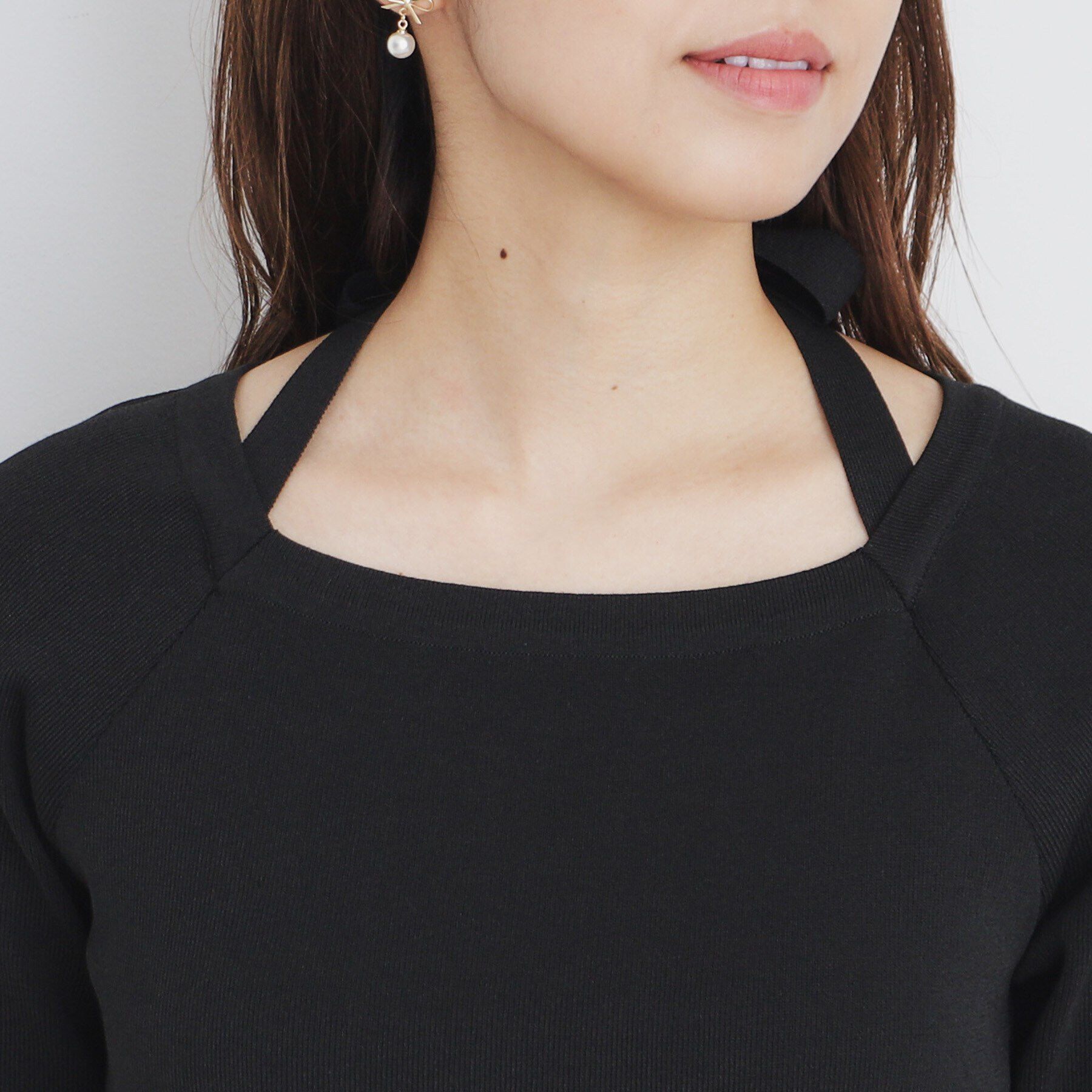 index「スクエアホルターネックニット【洗濯機洗い可】」|ニット・セーター|