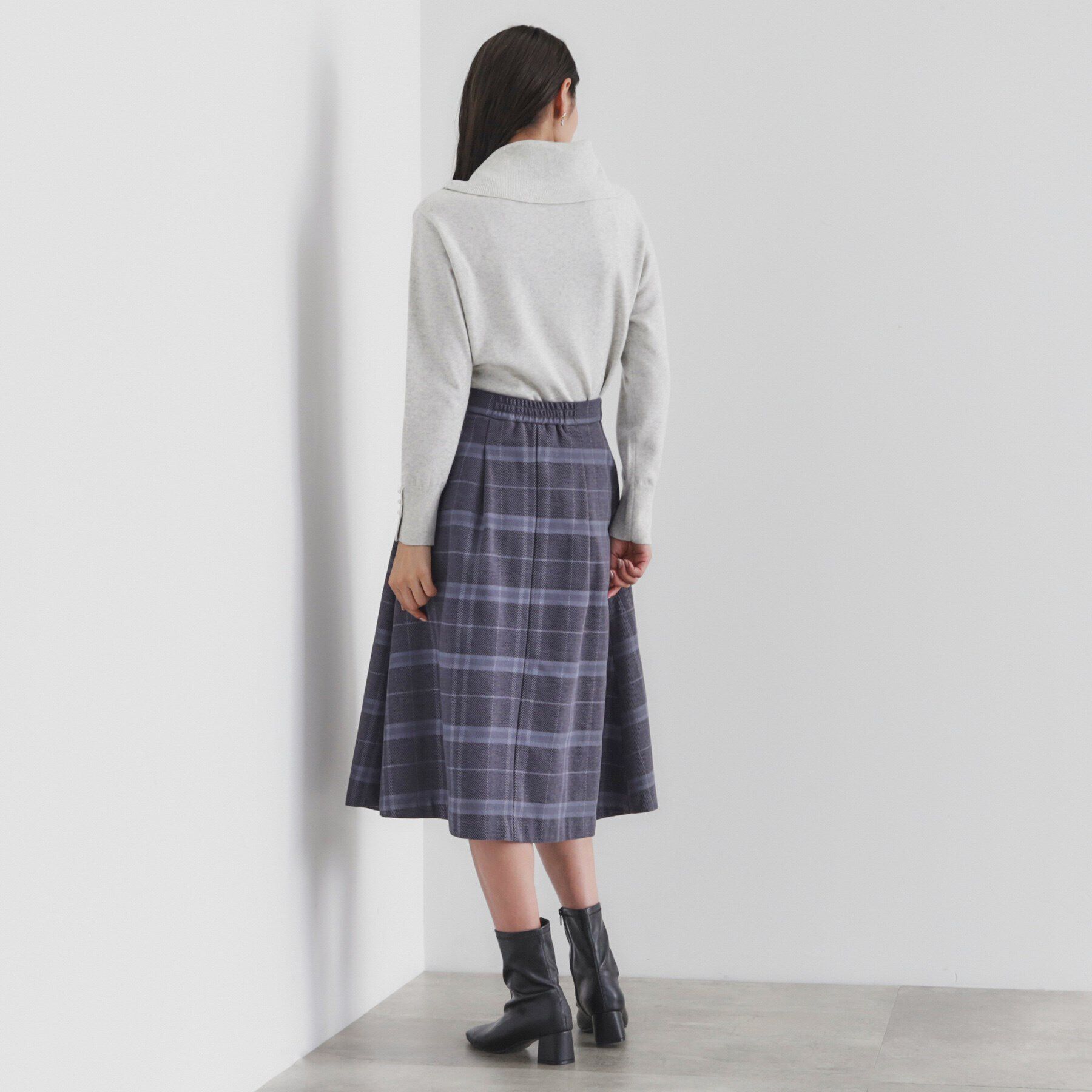 index「《8color/XS-LLsize》パール調ボタン付きオフタートルニット【洗濯機洗い可】」|ニット・セーター|