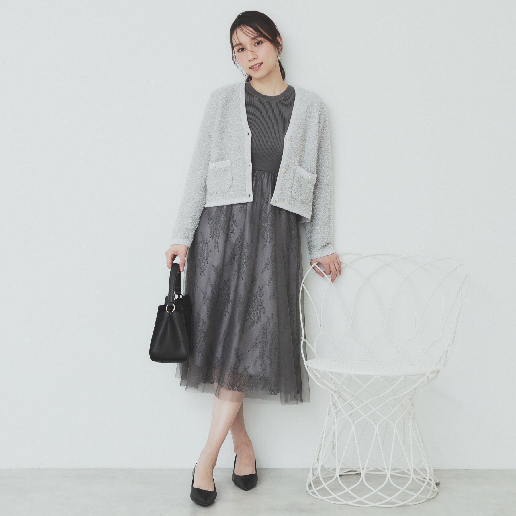 index「Vネックショートラメカーディガン【洗濯機洗い可】」|カーディガン|