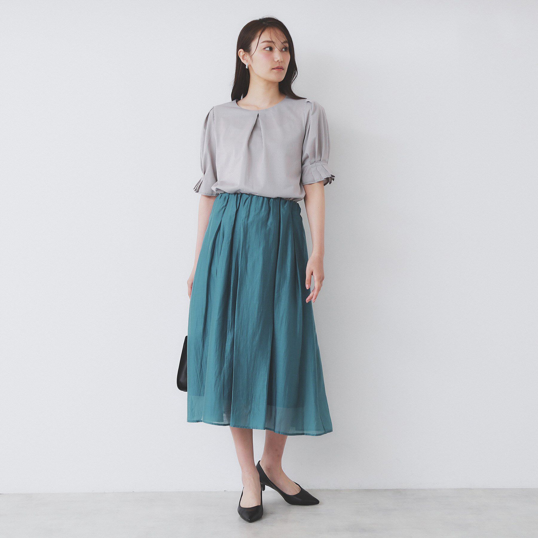index「シアーギャザーフレアスカート【洗濯機洗い可】」|スカート|