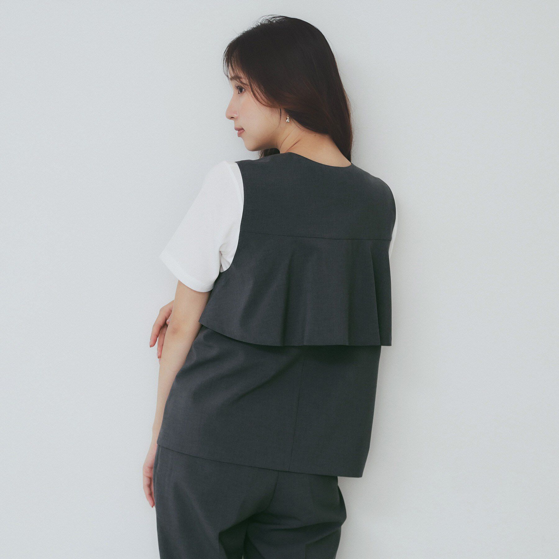 index「バックフリルデザインジレ/セットアップ可【洗濯機洗い可/接触冷感/吸水速乾/ストレッチ】」|ベスト・ジレ|