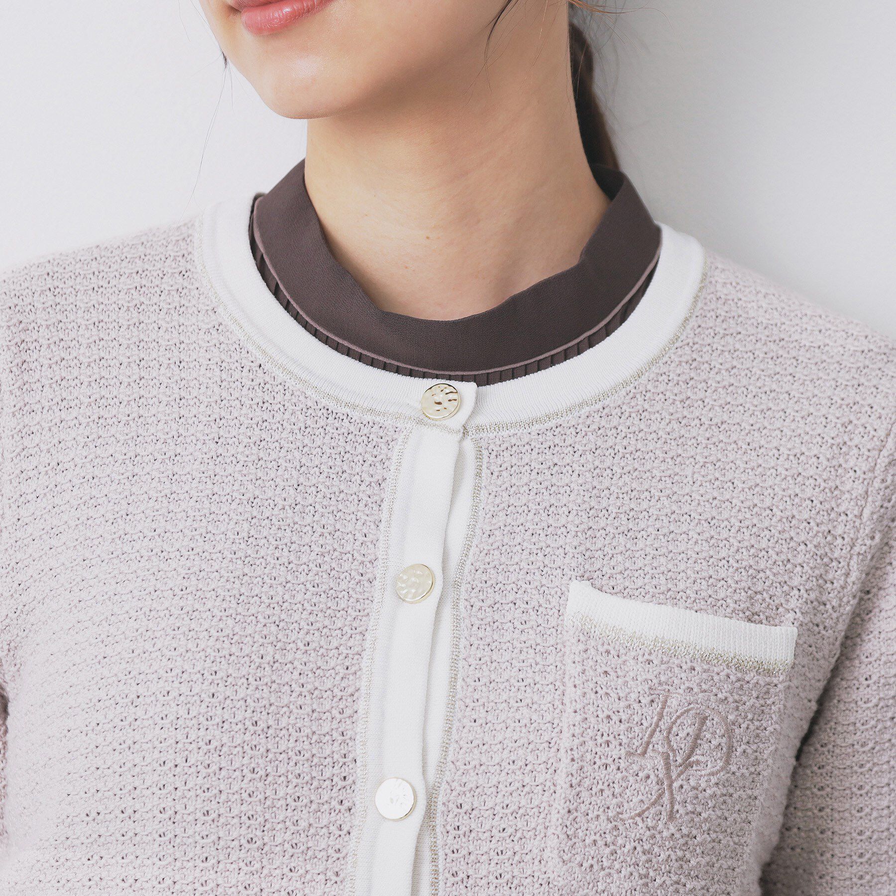 index「ロゴ刺繍クルーカーディガン【洗濯機洗い可】」|カーディガン|