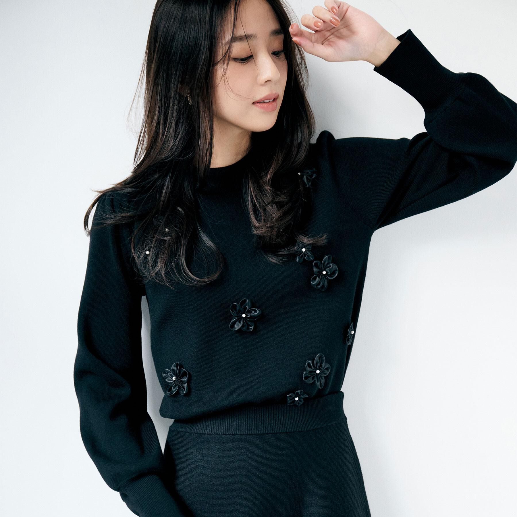 index「フラワーモチーフハイネックニット【洗える】」|ニット・セーター|