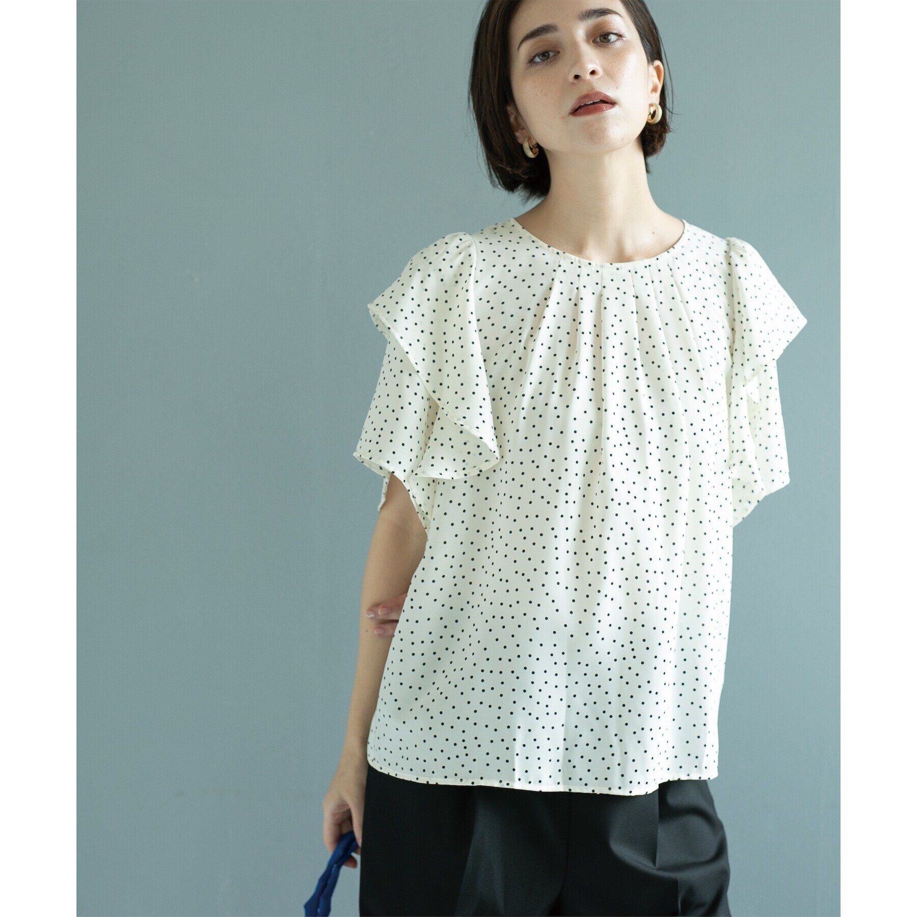 OPAQUE.CLIP「《美人百花掲載》ドットプリントフレアスリーブ【洗濯機洗い可】」|シャツ・ブラウス|