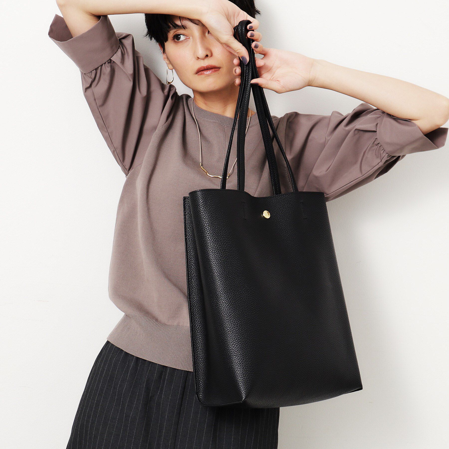 OPAQUE.CLIP「【軽量／A4サイズ対応／通勤対応】シュリンク合皮タテ型トートバッグ」|トートバッグ|