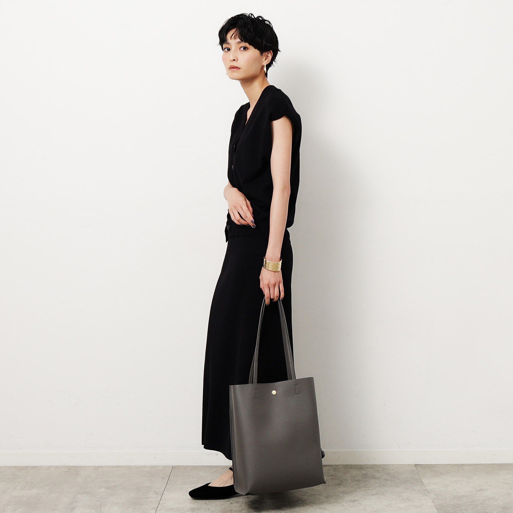 OPAQUE.CLIP「【軽量／A4サイズ対応／通勤対応】シュリンク合皮タテ型トートバッグ」|トートバッグ|