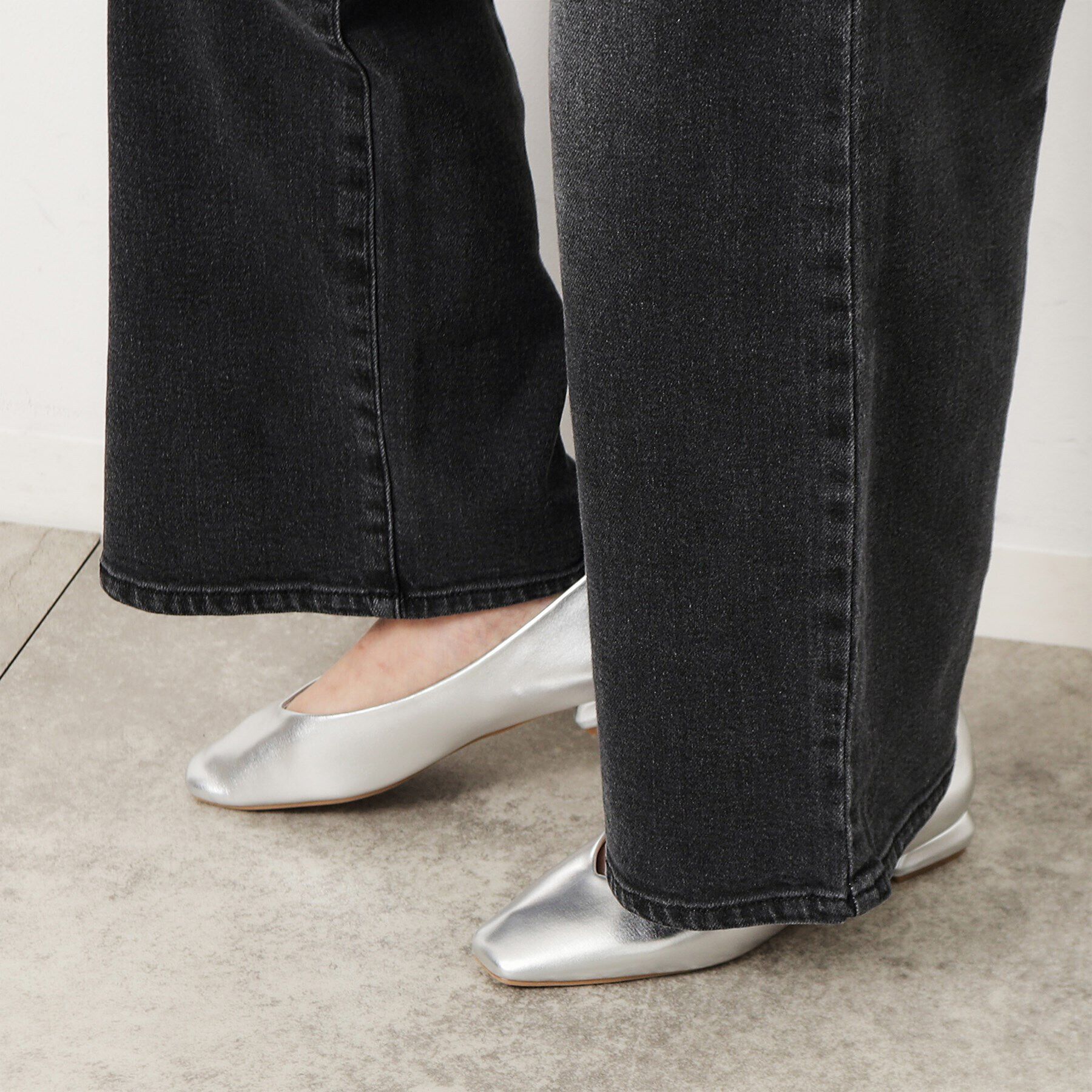 OPAQUE.CLIP「ストレッチタックワイドデニム／オーガニックコットン混【洗濯機洗い可】」|デニム|