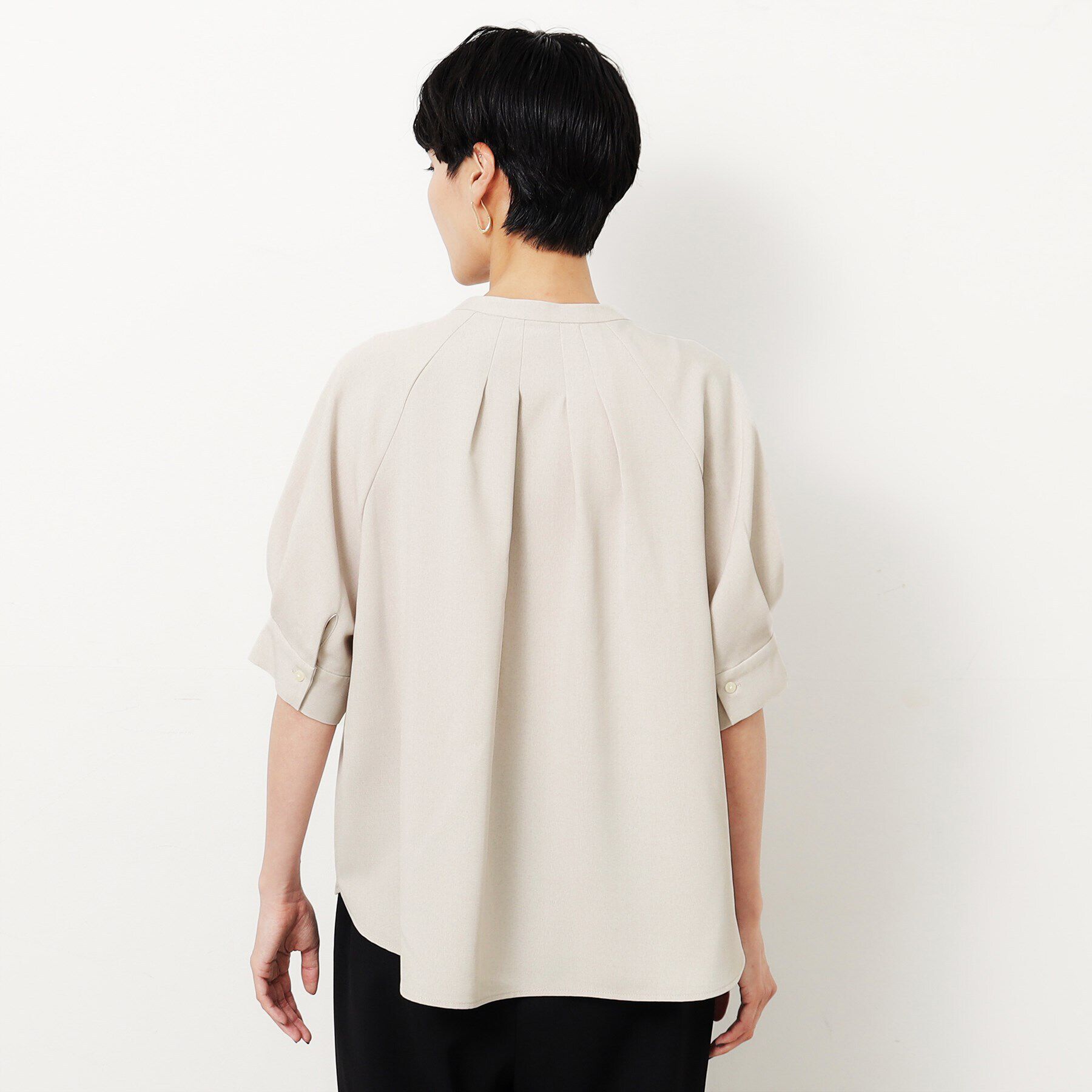 OPAQUE.CLIP「リネンライク タックデザインブラウス【洗濯機洗い可】」|シャツ・ブラウス|